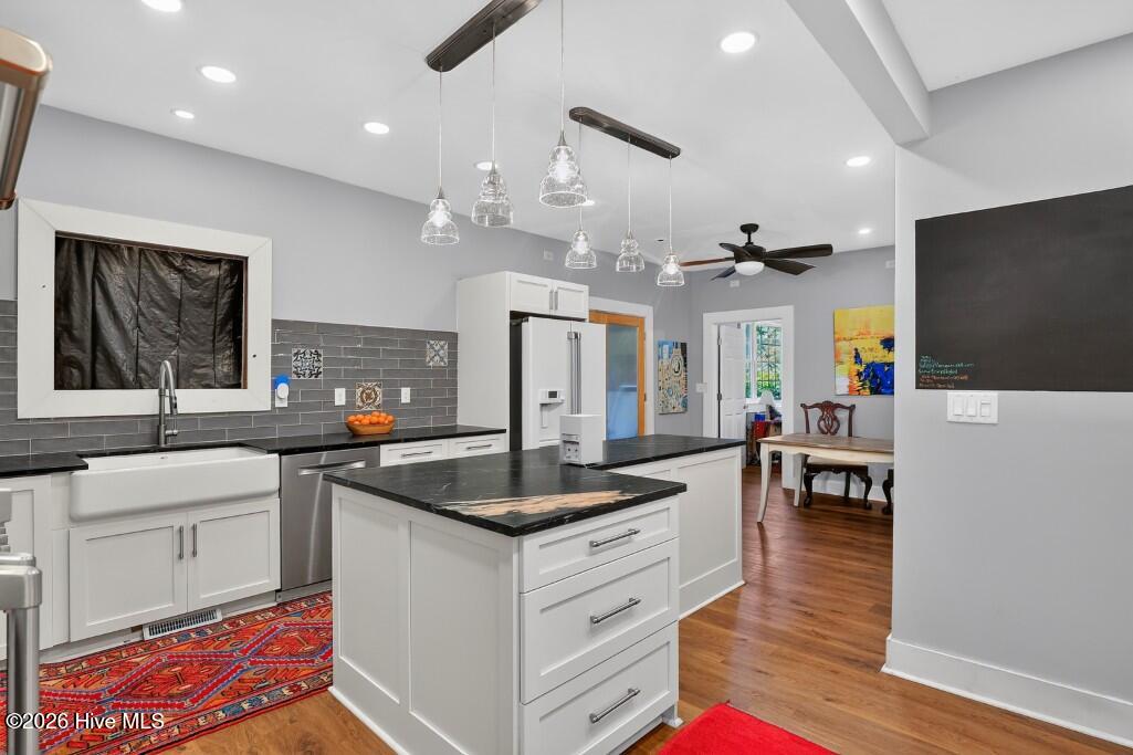 1465 B Street Property Photo 6