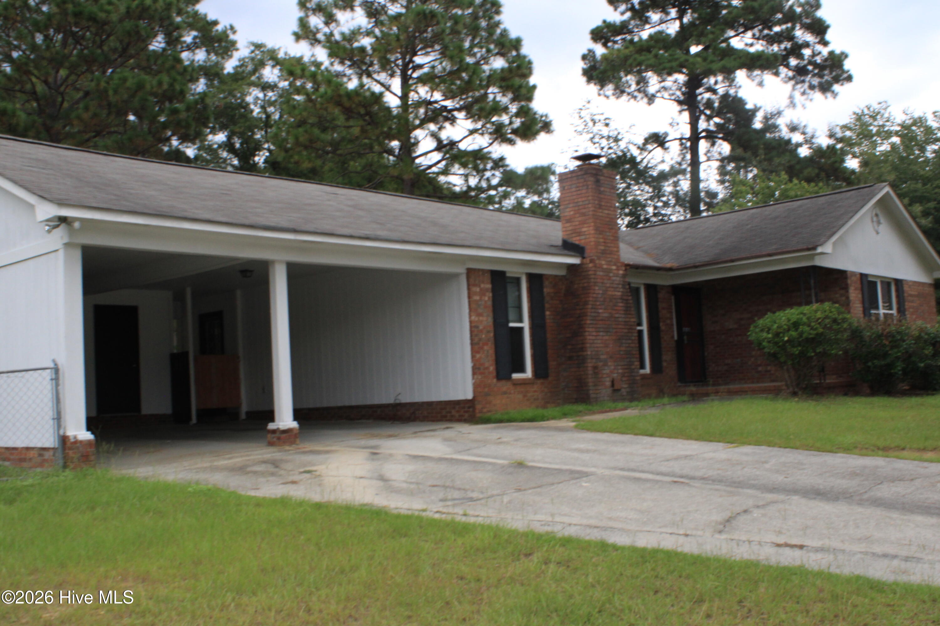 3726 Crest Drive Property Photo 3