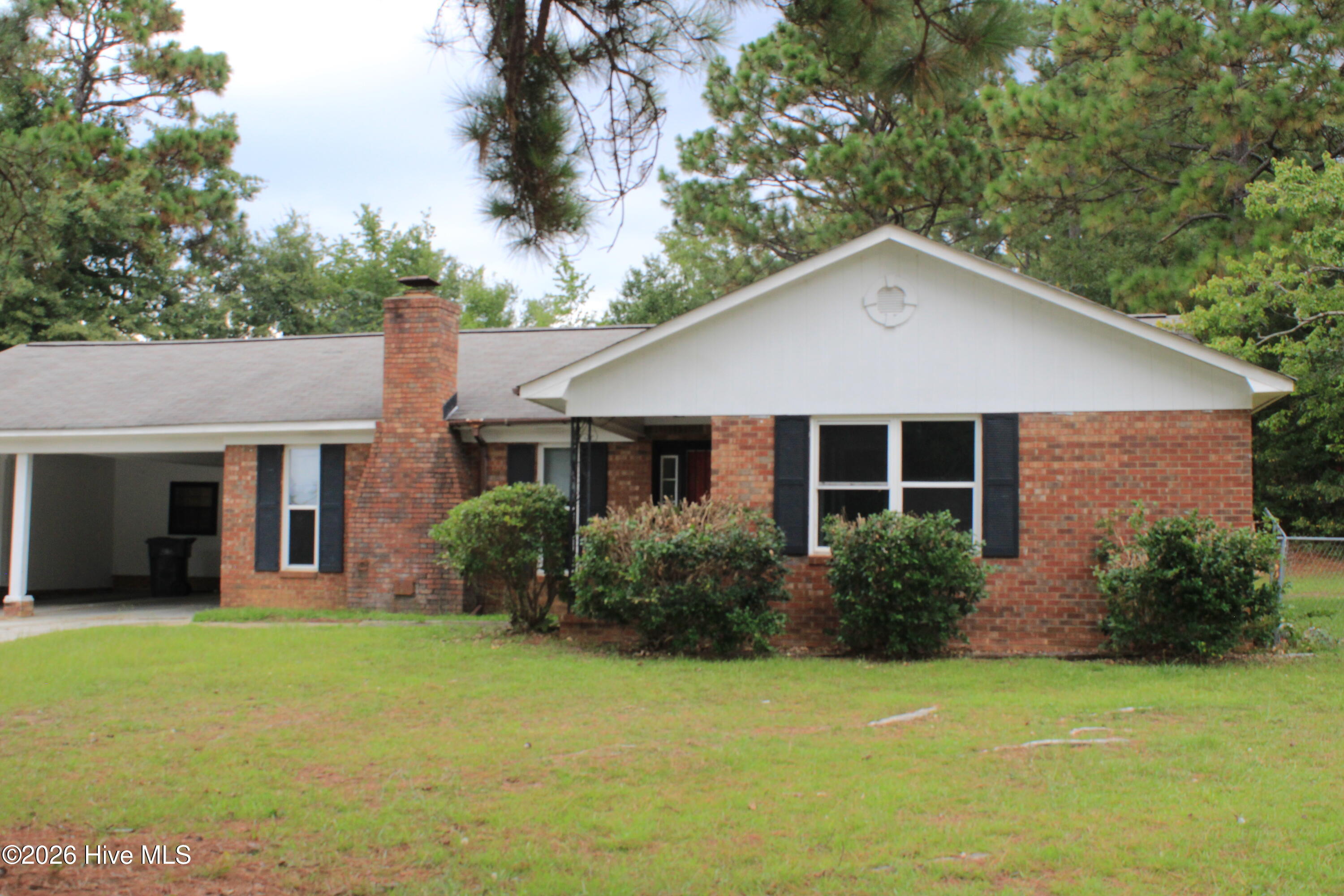 3726 Crest Drive Property Photo 4