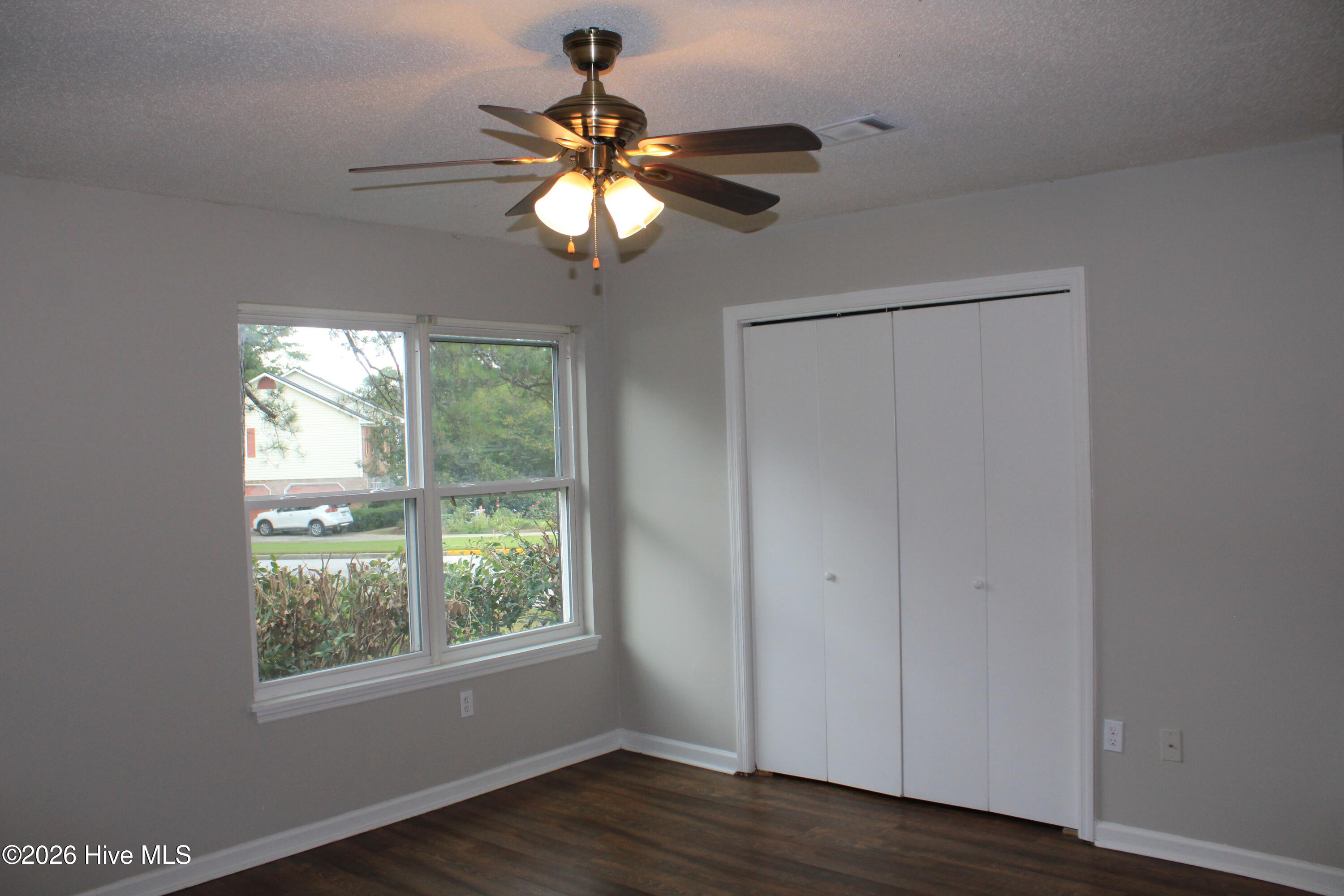 3726 Crest Drive Property Photo 8