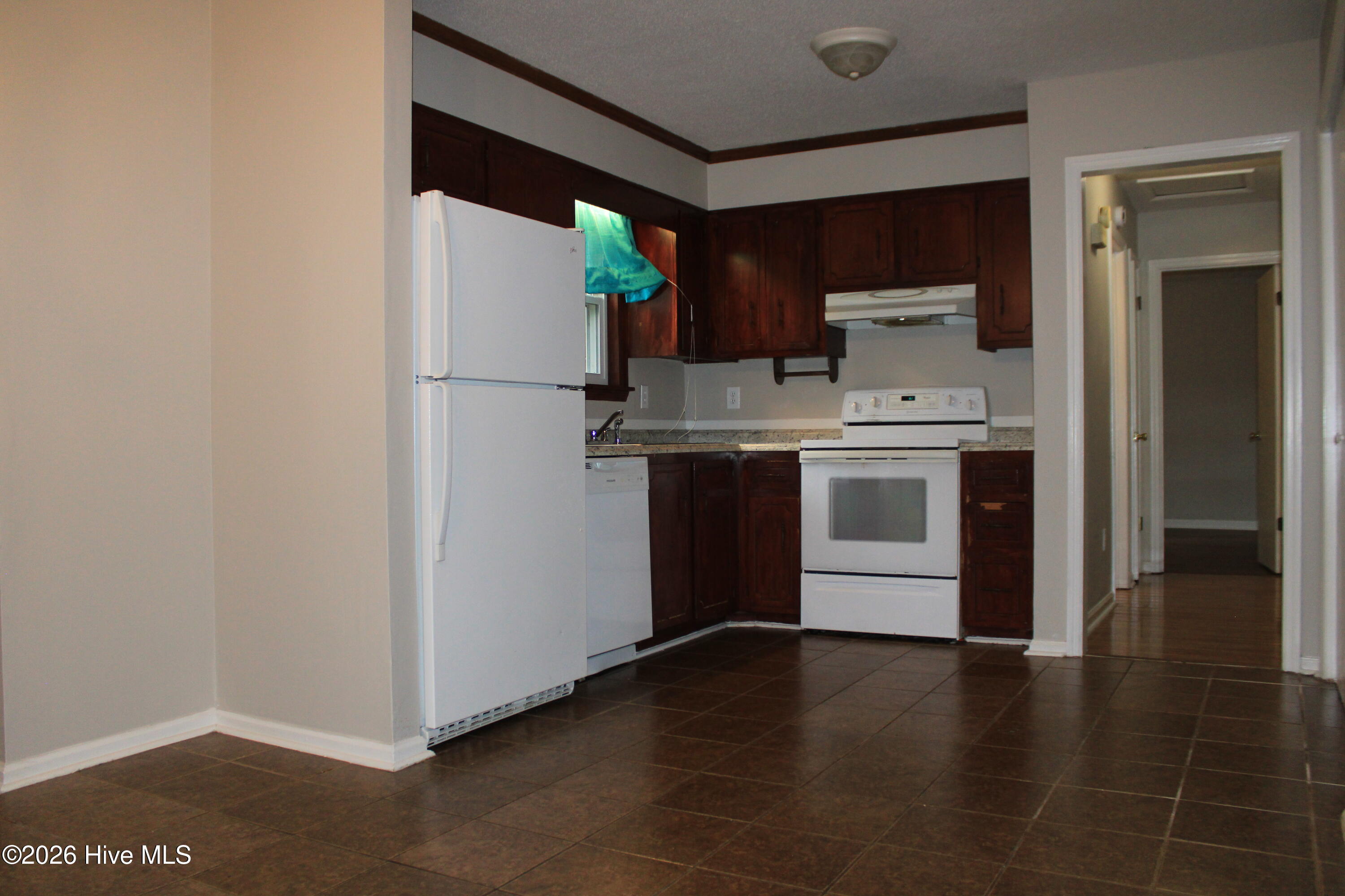3726 Crest Drive Property Photo 25