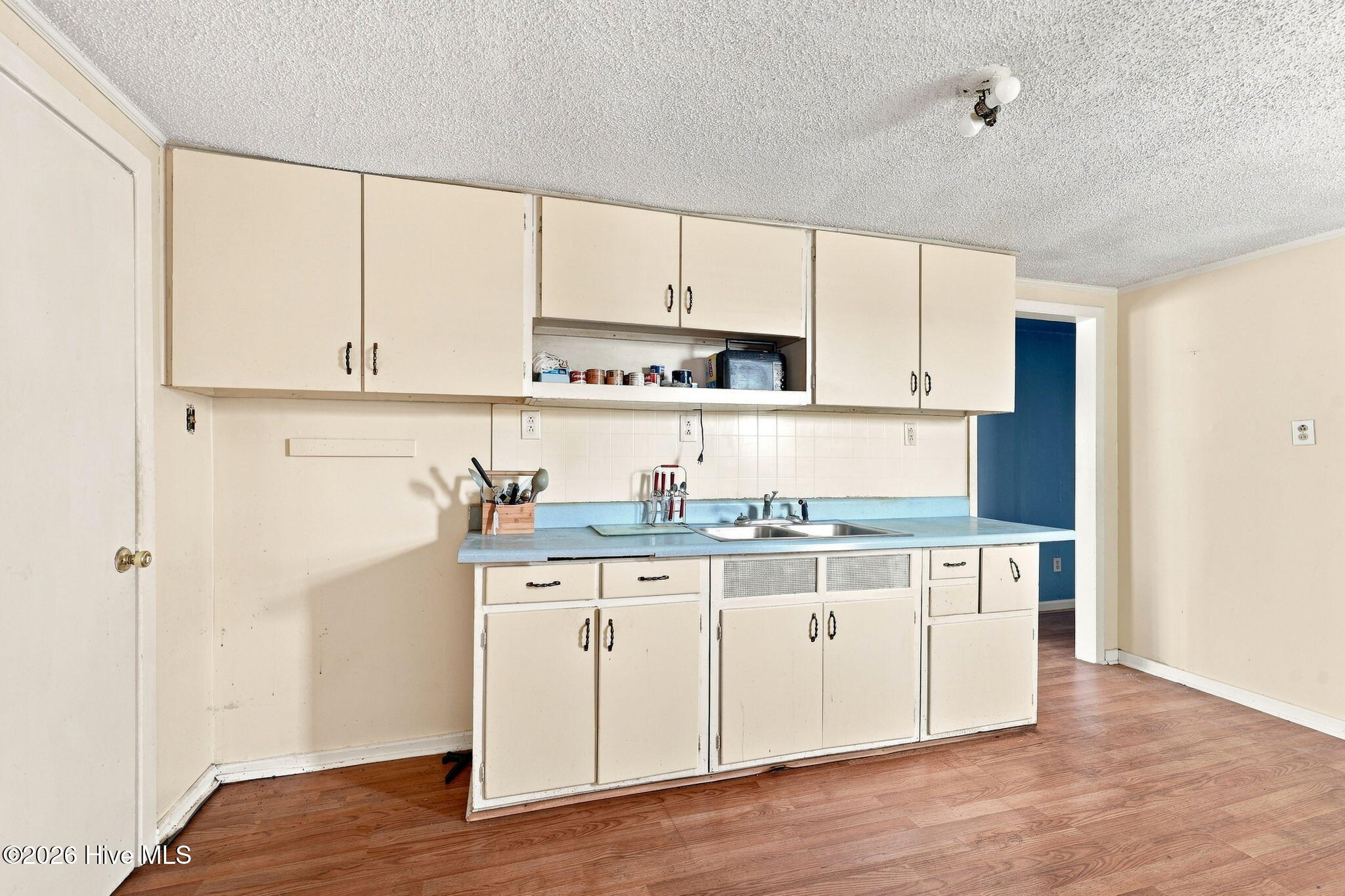 1106 Avery Street Property Photo 10