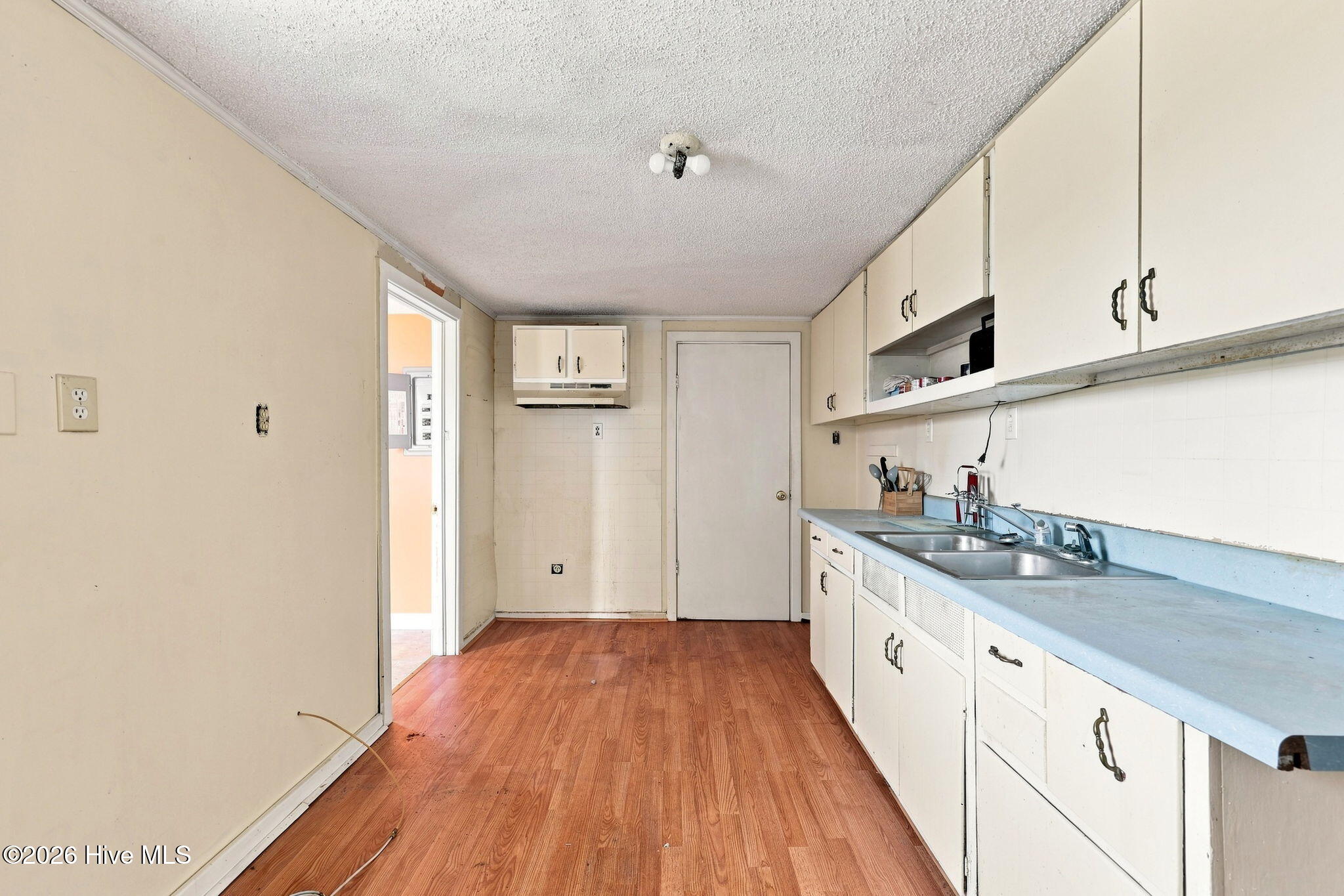1106 Avery Street Property Photo 12
