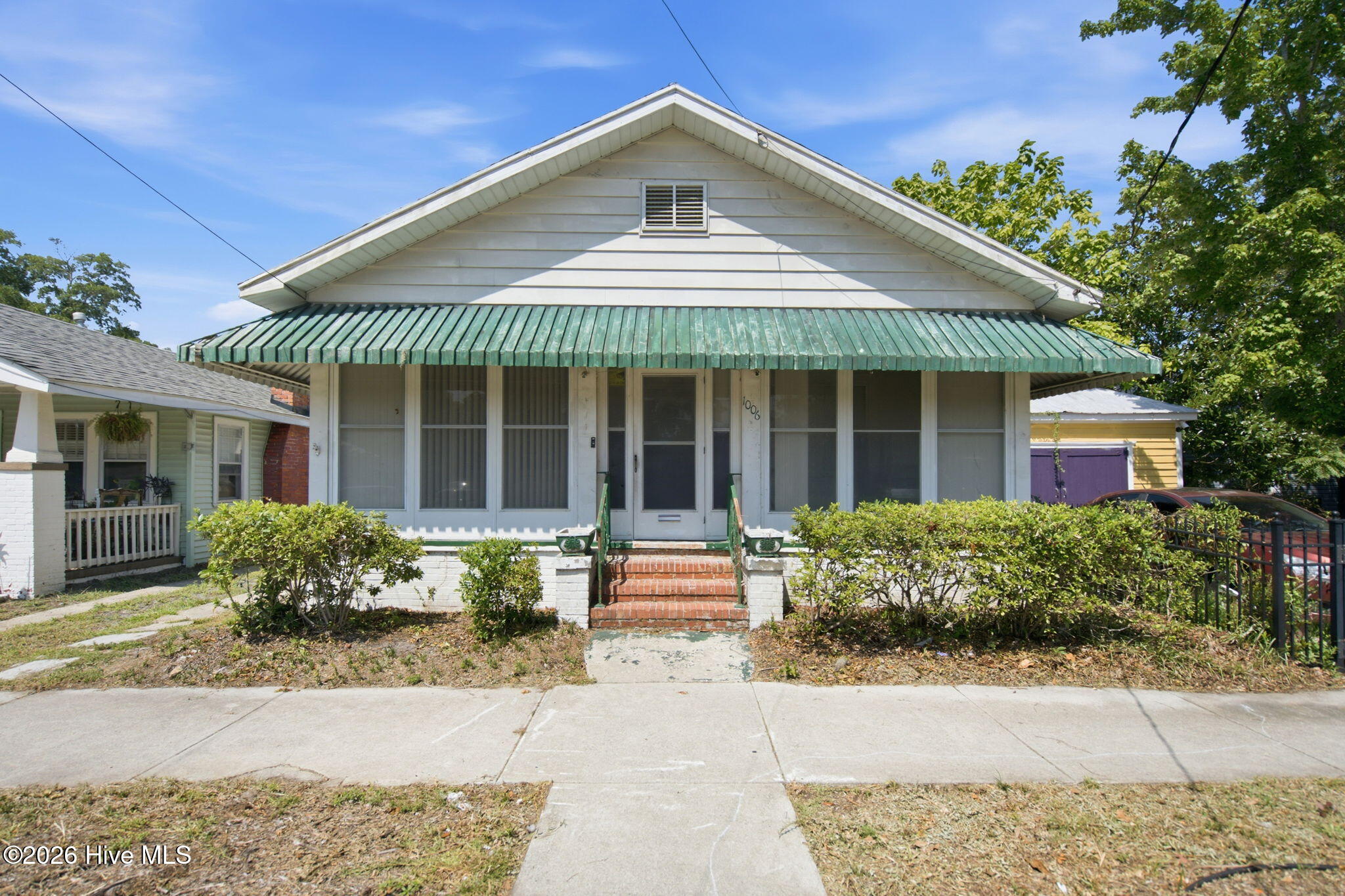 1006 S 5th Avenue Property Photo 1
