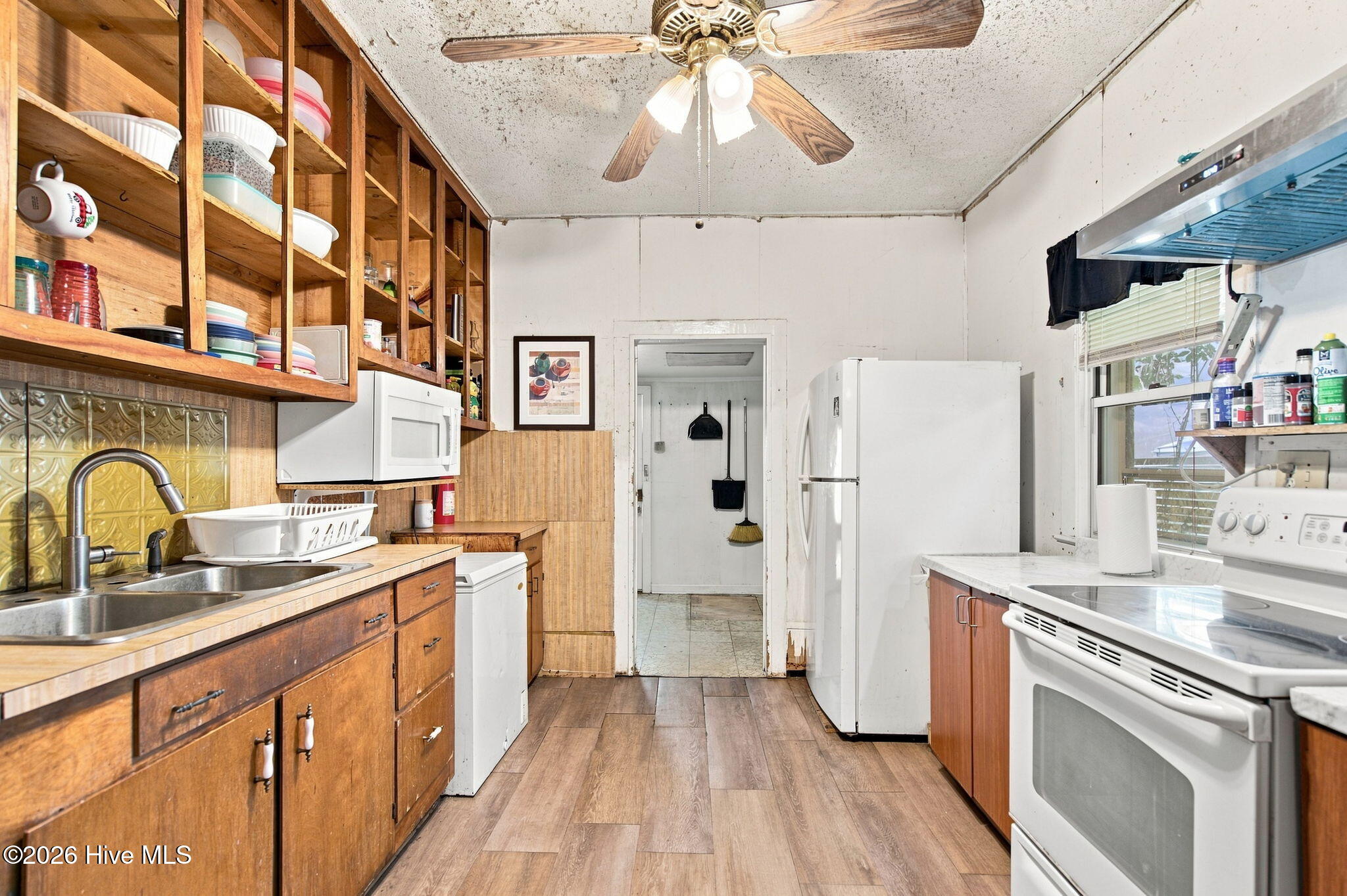 1006 S 5th Avenue Property Photo 4