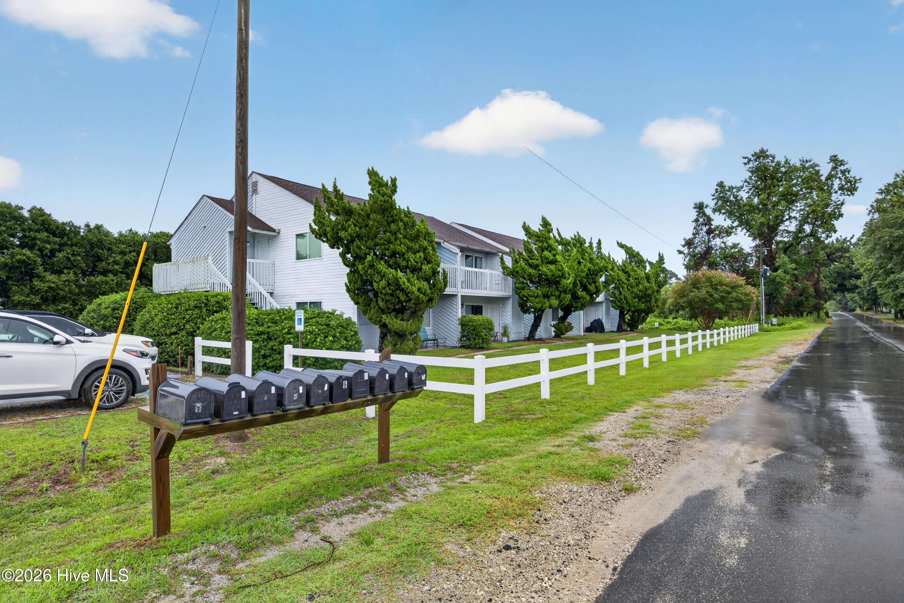 39 Roberts Road 3 Property Photo 6