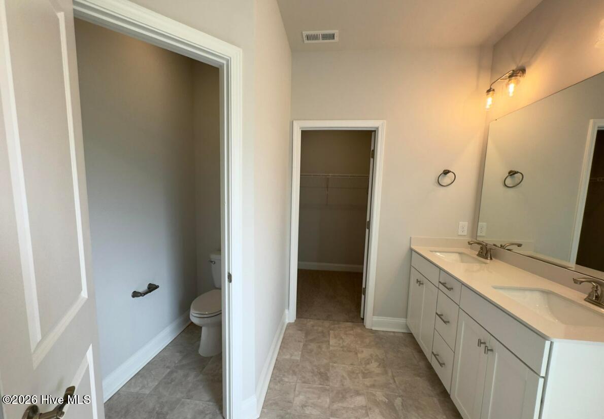 143 Firethorn Circle Property Photo 13