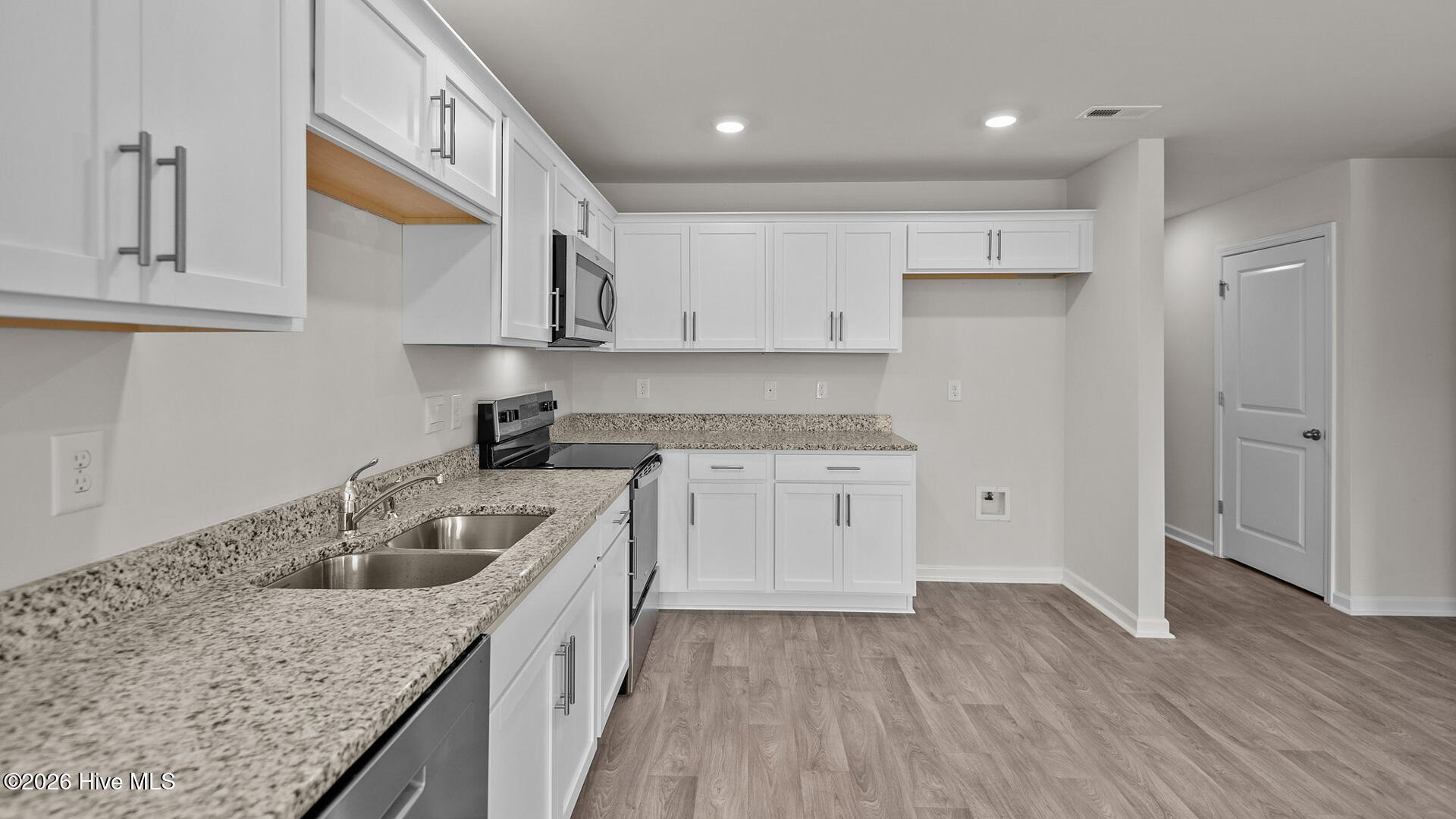 323 Teddy Bear Court Property Photo 3