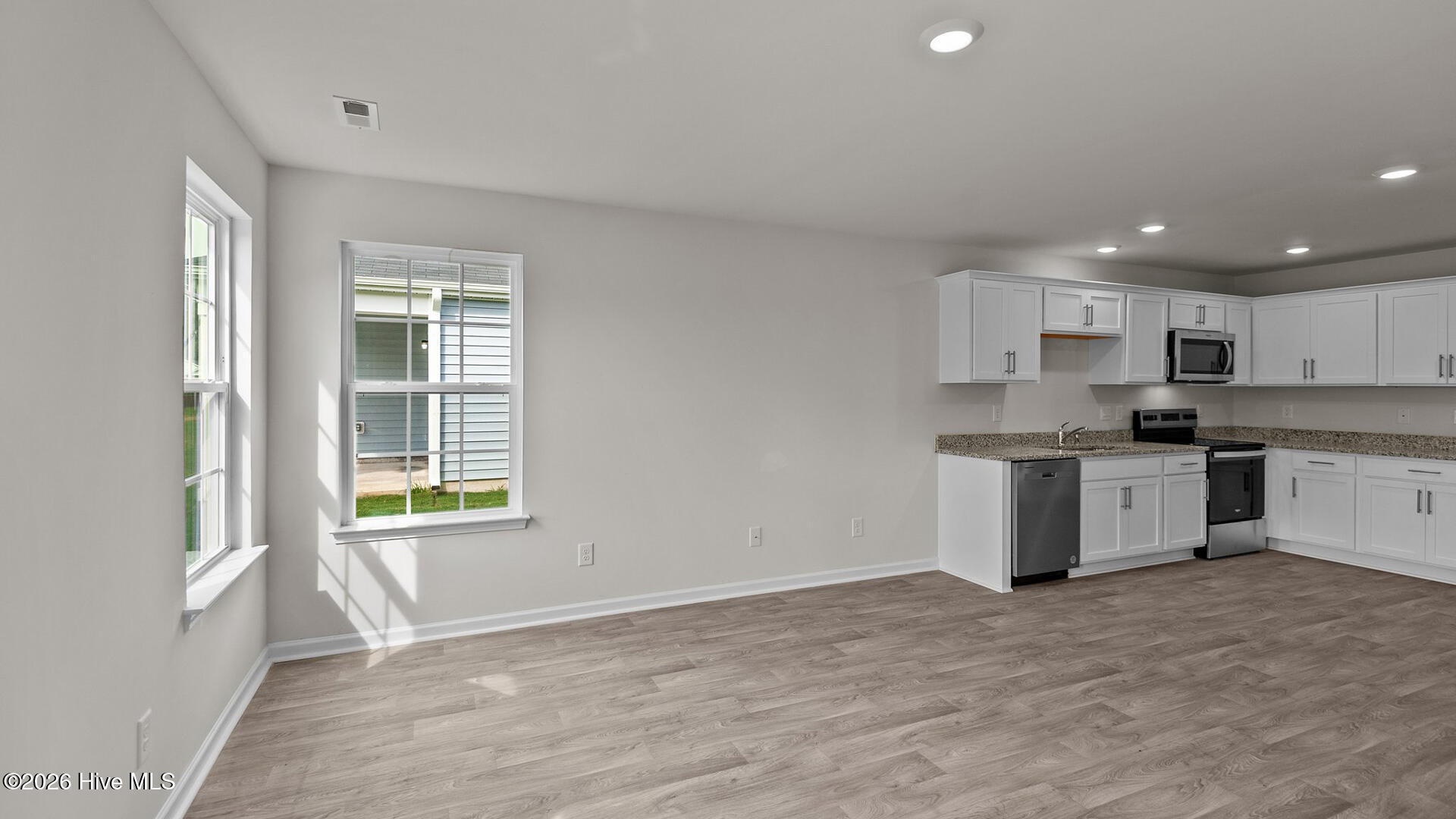 323 Teddy Bear Court Property Photo 6