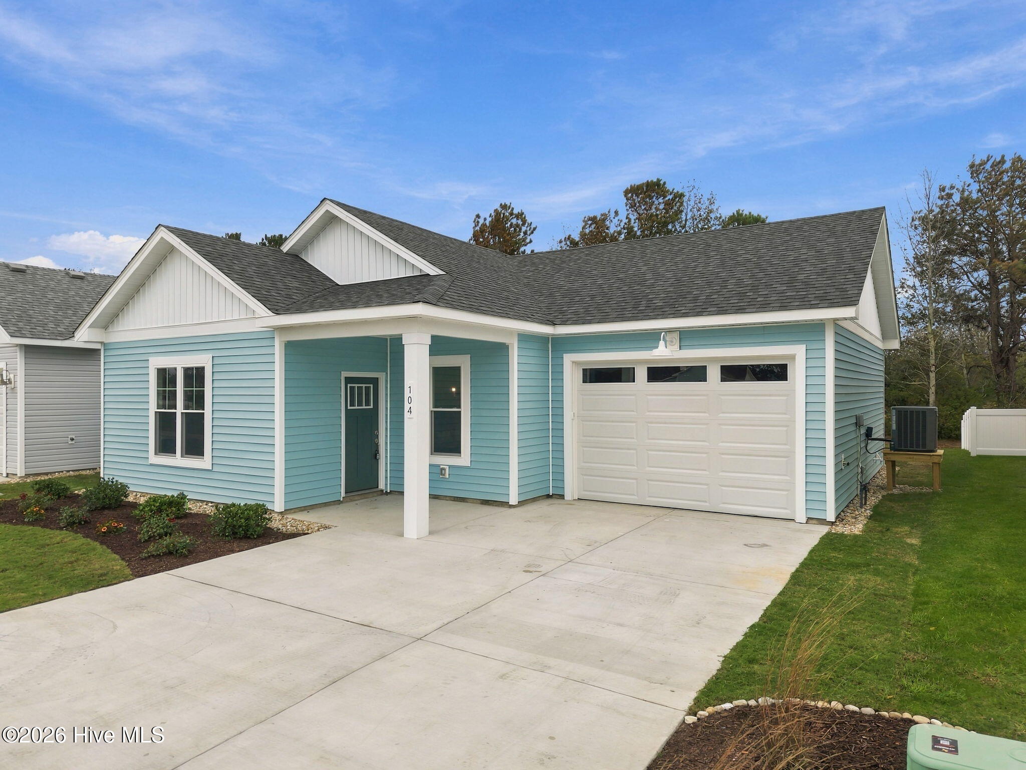 104 Admirals View Drive Property Photo 2