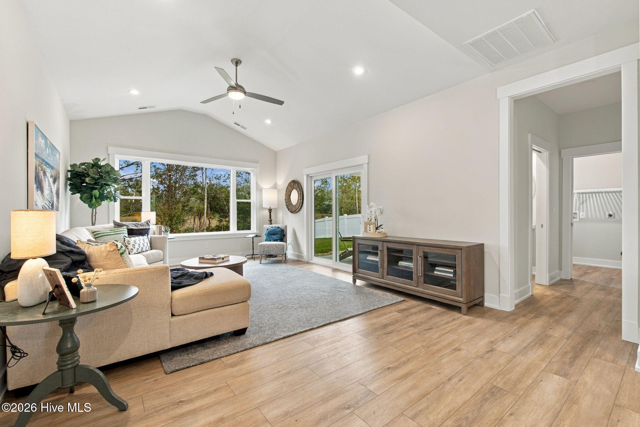 104 Admirals View Drive Property Photo 13