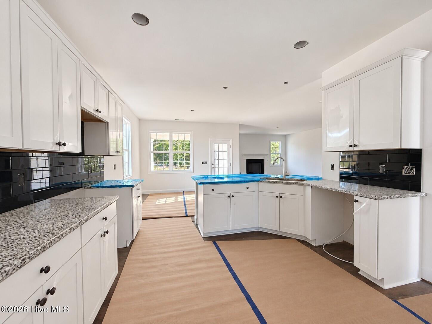 199 Harborwood Street Property Photo 4