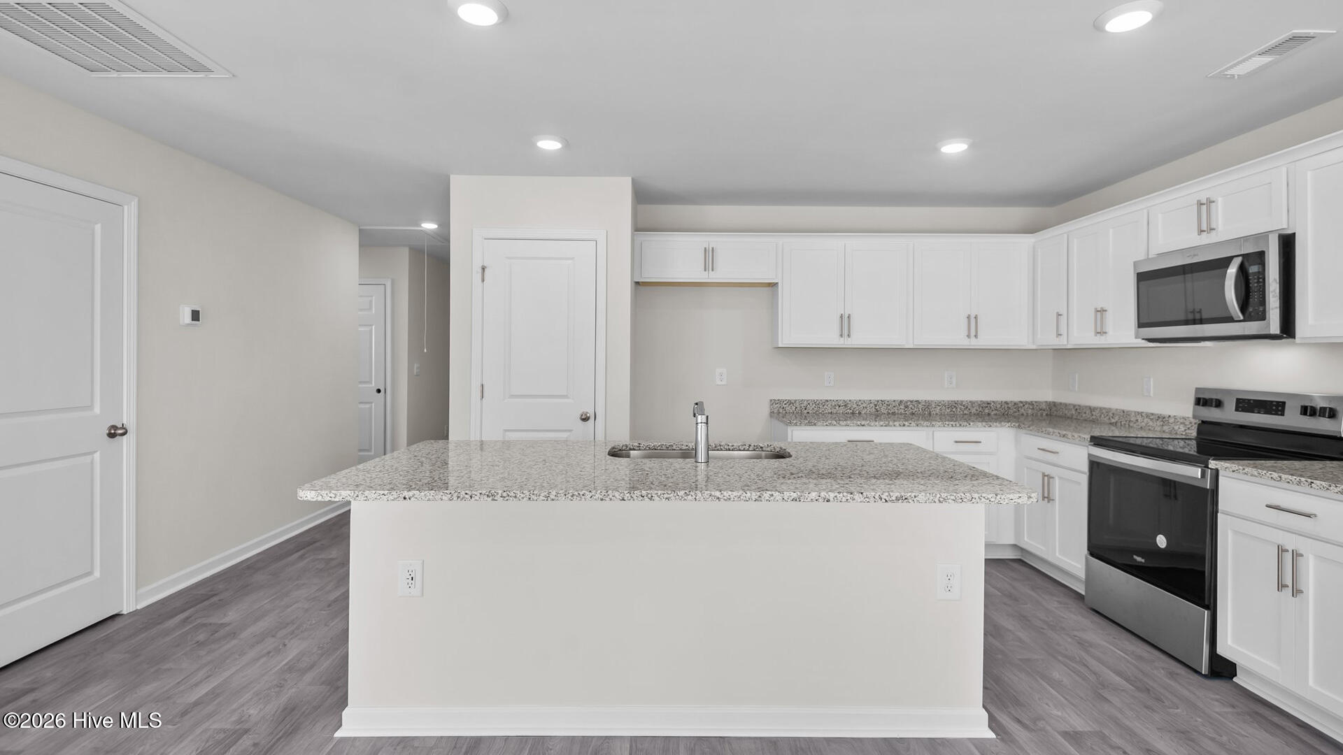3927 Pature Lane Property Photo 6
