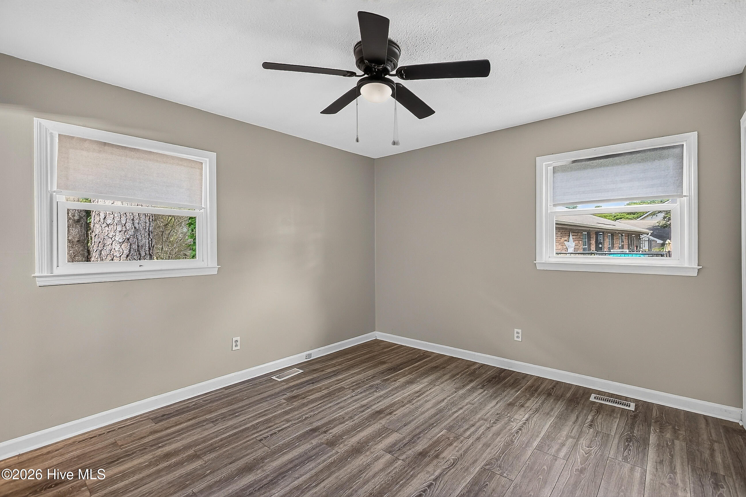125 Linda Loop Property Photo 17