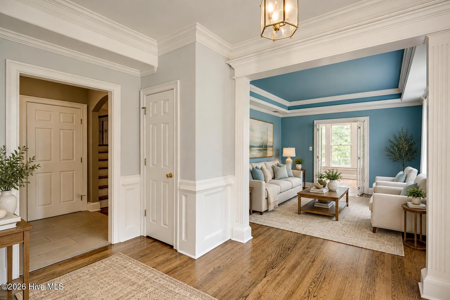 4279 Deerwood Lane E Property Photo 8
