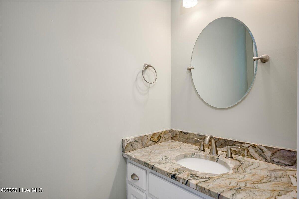 4279 Deerwood Lane E Property Photo 27