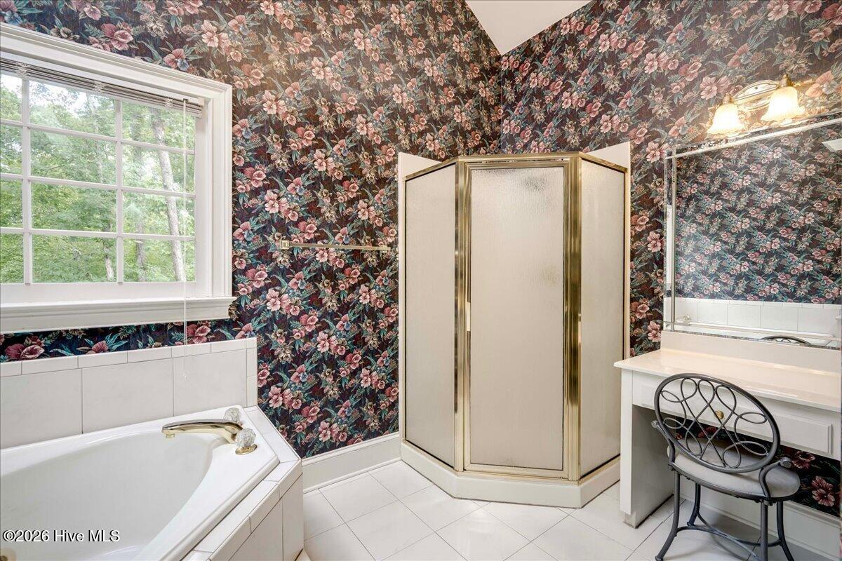 4279 Deerwood Lane E Property Photo 42