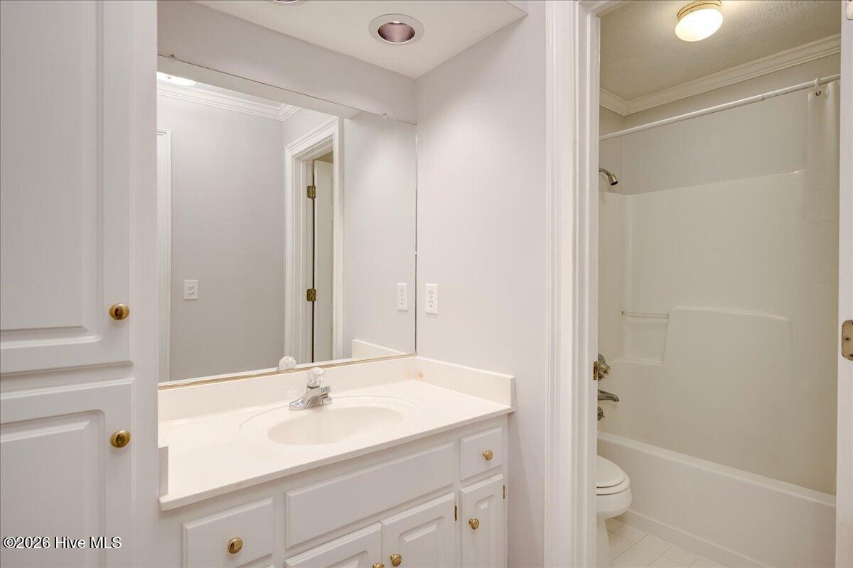 4279 Deerwood Lane E Property Photo 45