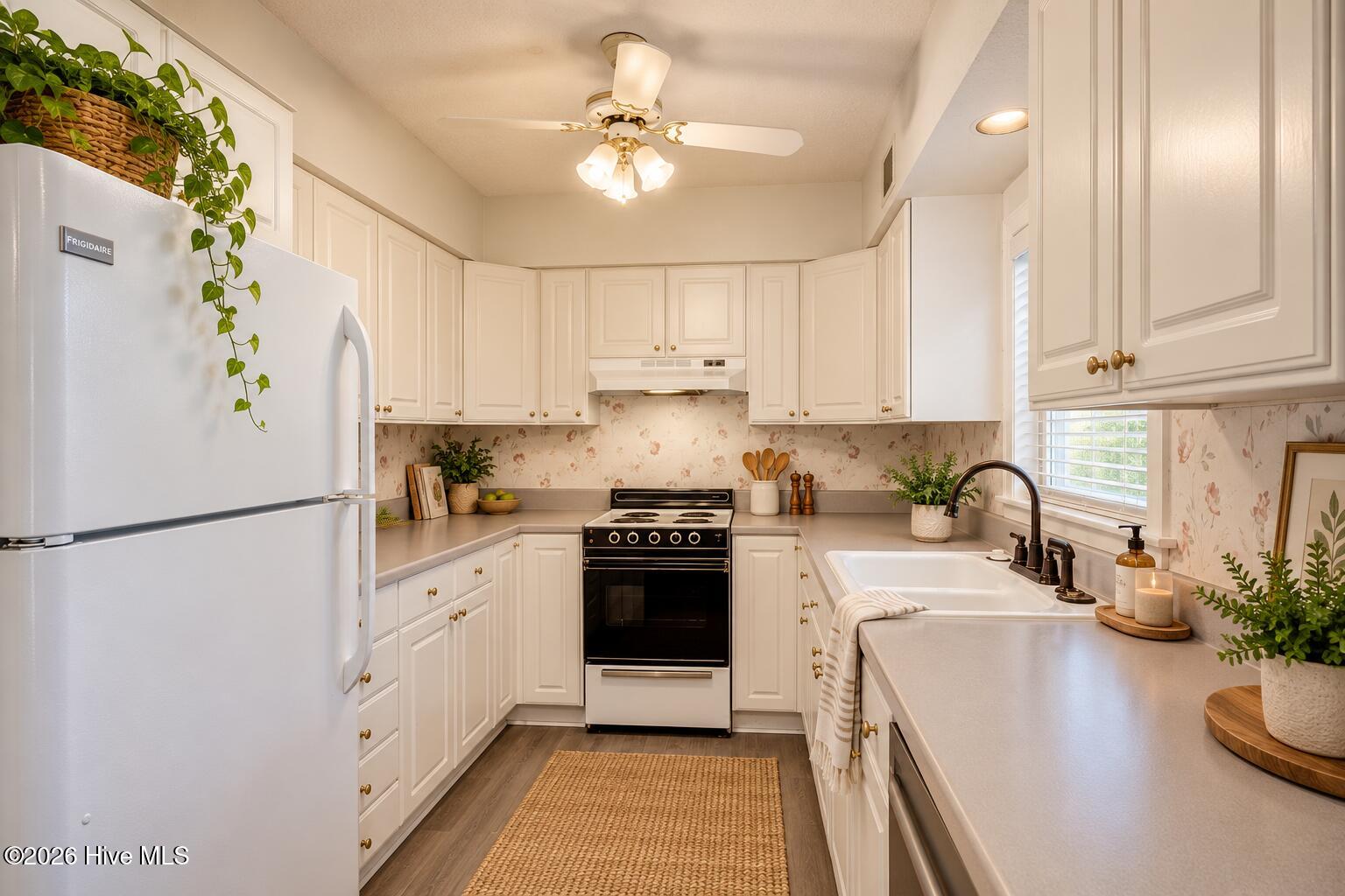 4279 Deerwood Lane E Property Photo 99