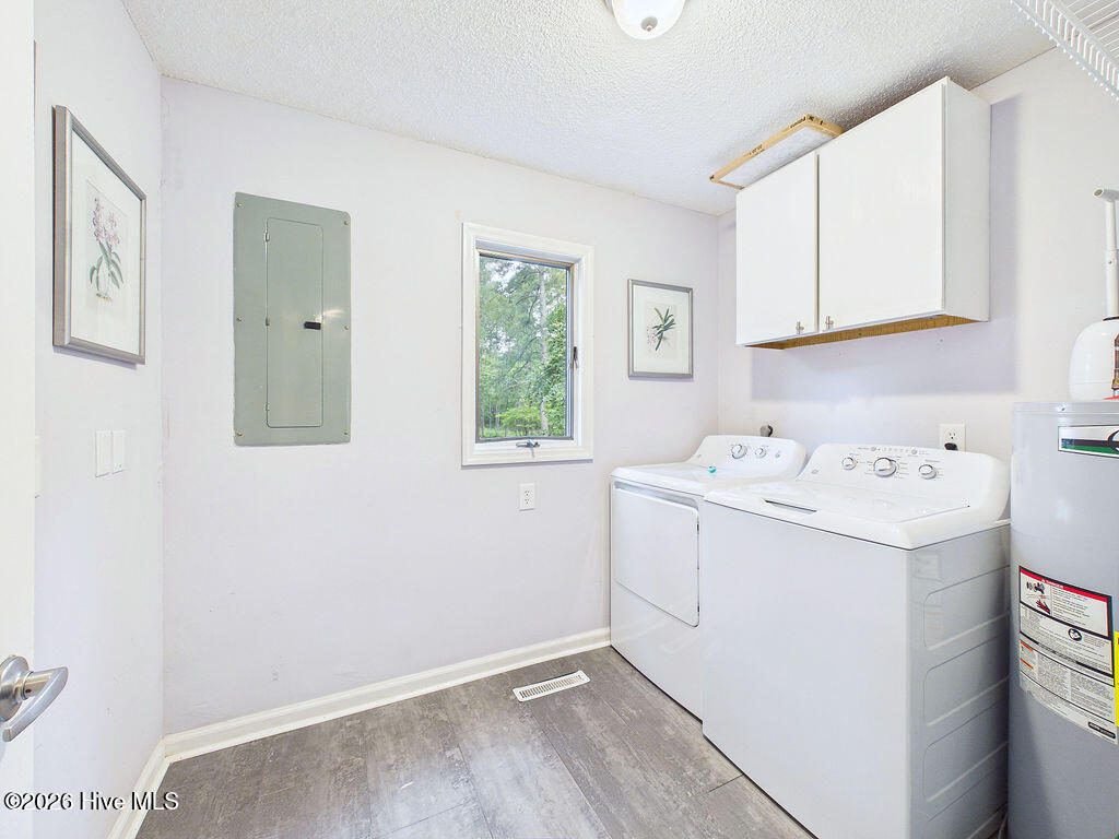 703 Dover Street Property Photo 11