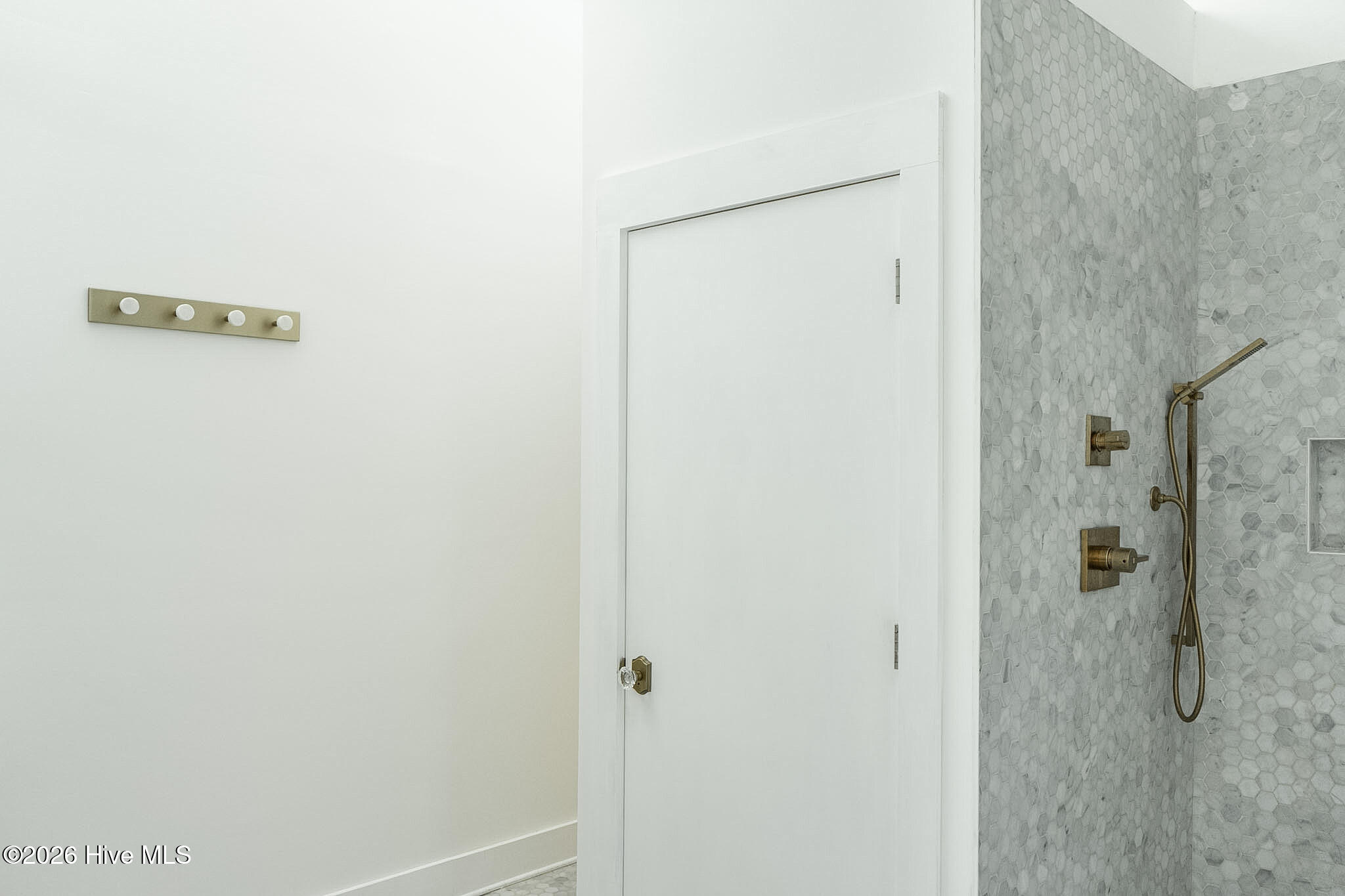1 Woodbridge Way Property Photo 48