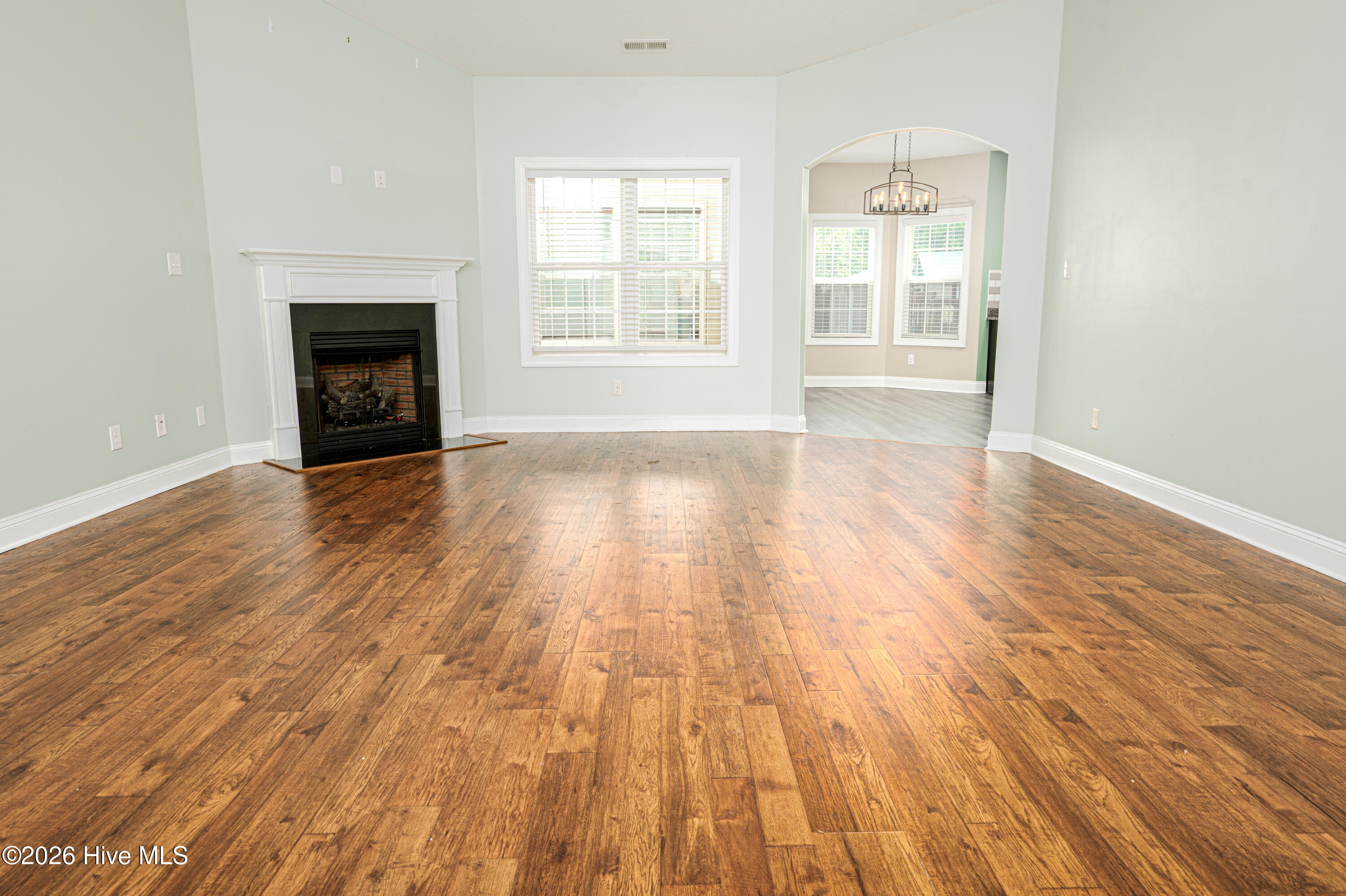 1202 Skipjack Court Property Photo 7