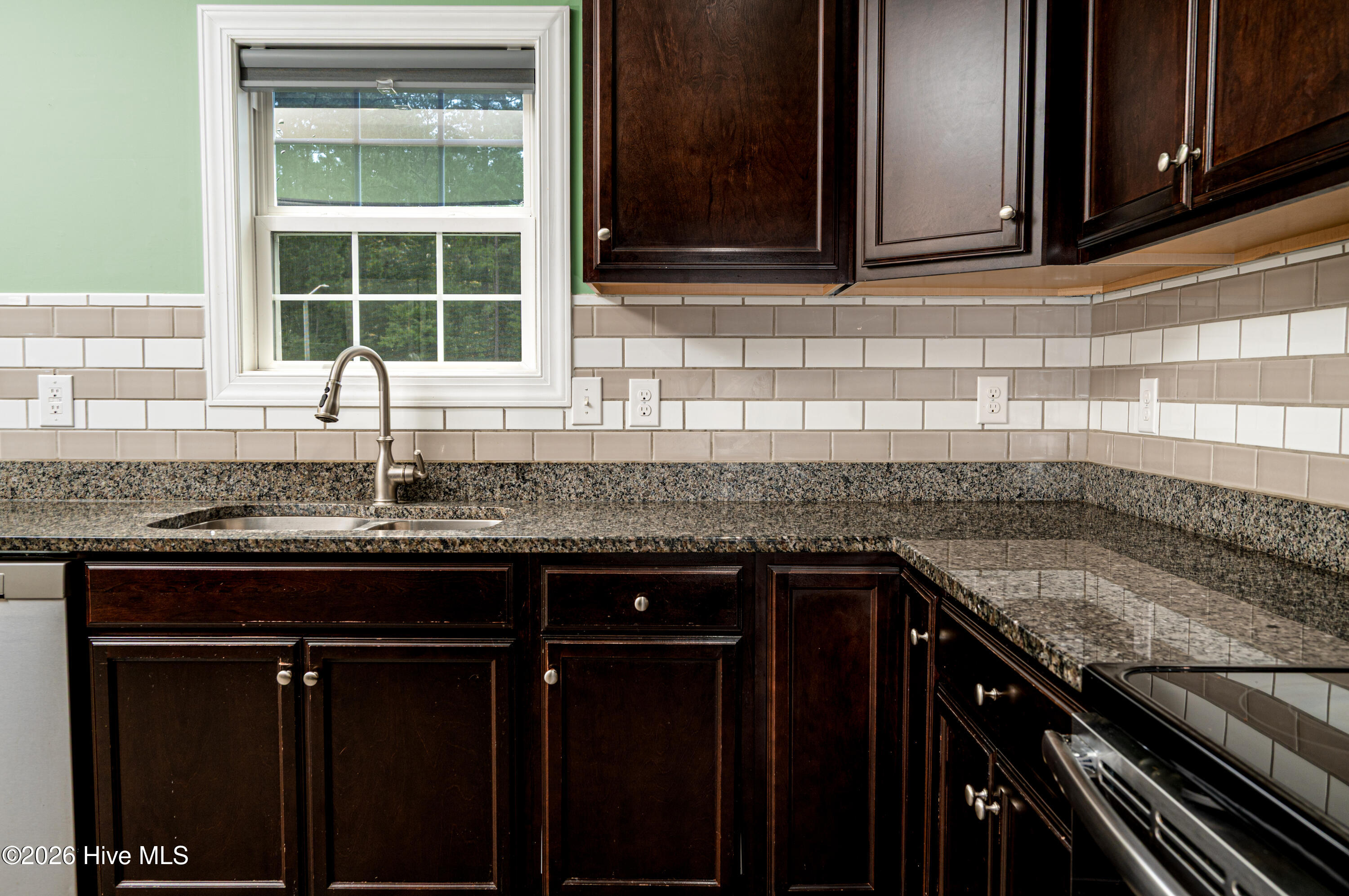 1202 Skipjack Court Property Photo 11