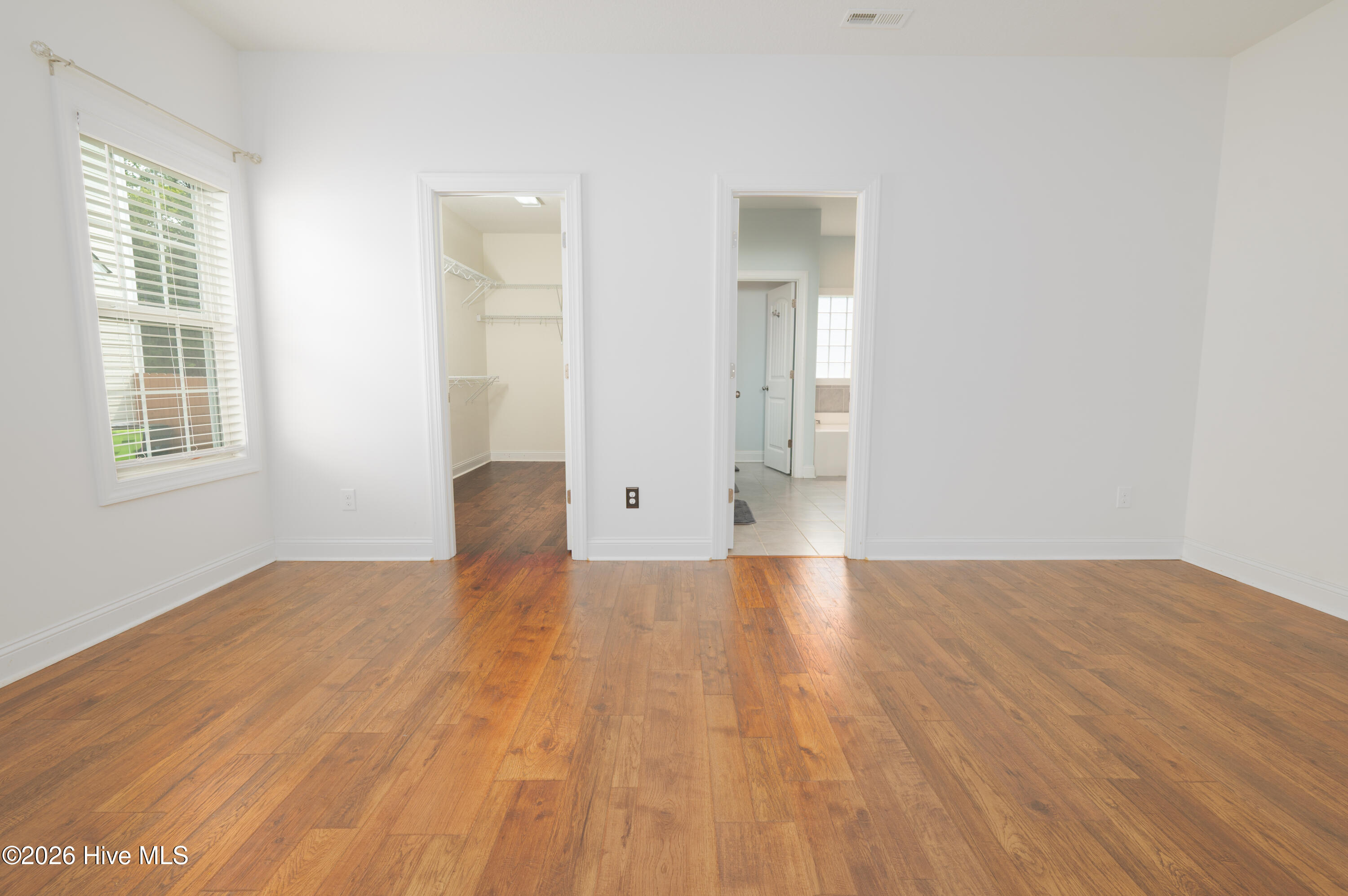 1202 Skipjack Court Property Photo 23