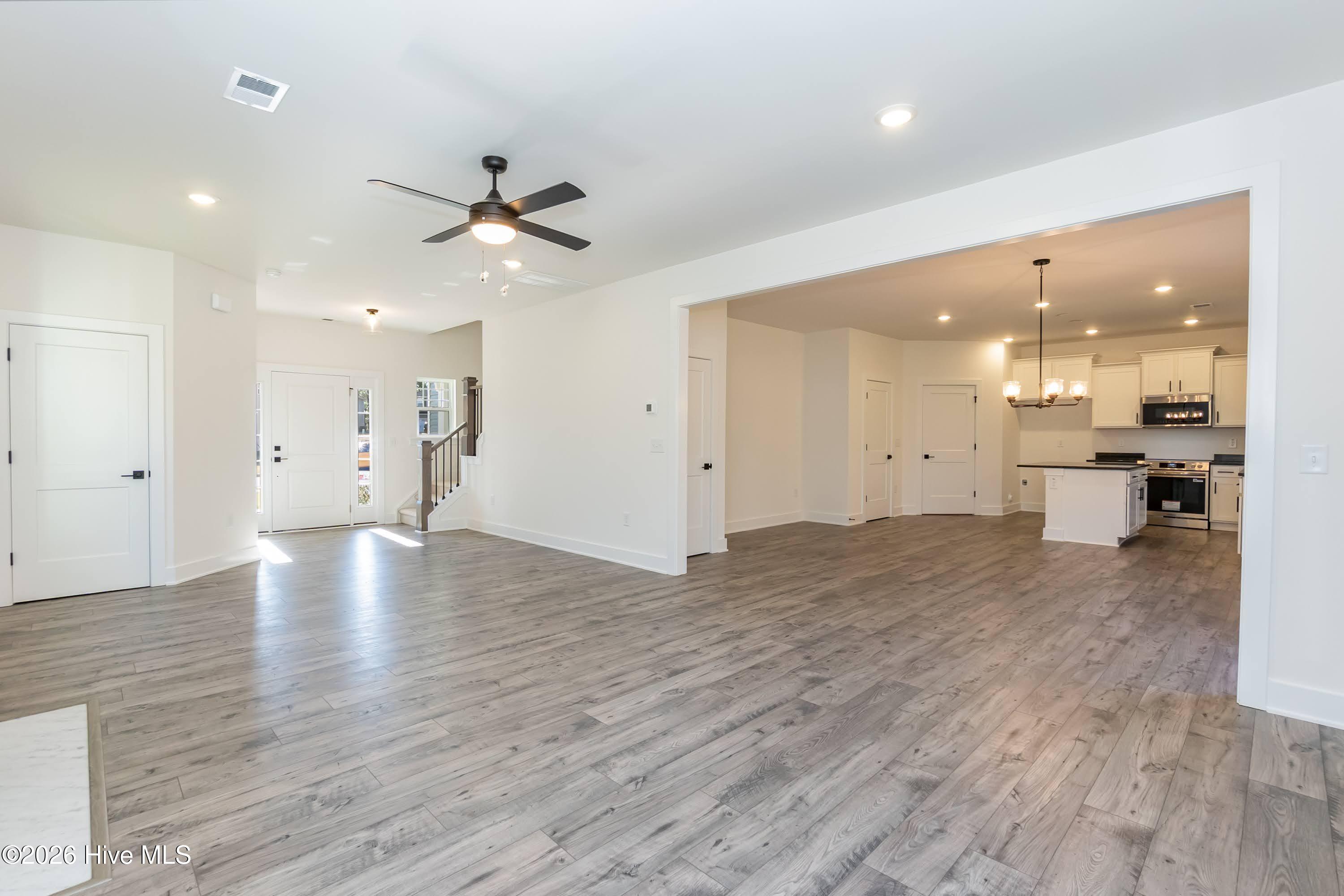 400 Whitetail Way Property Photo 17