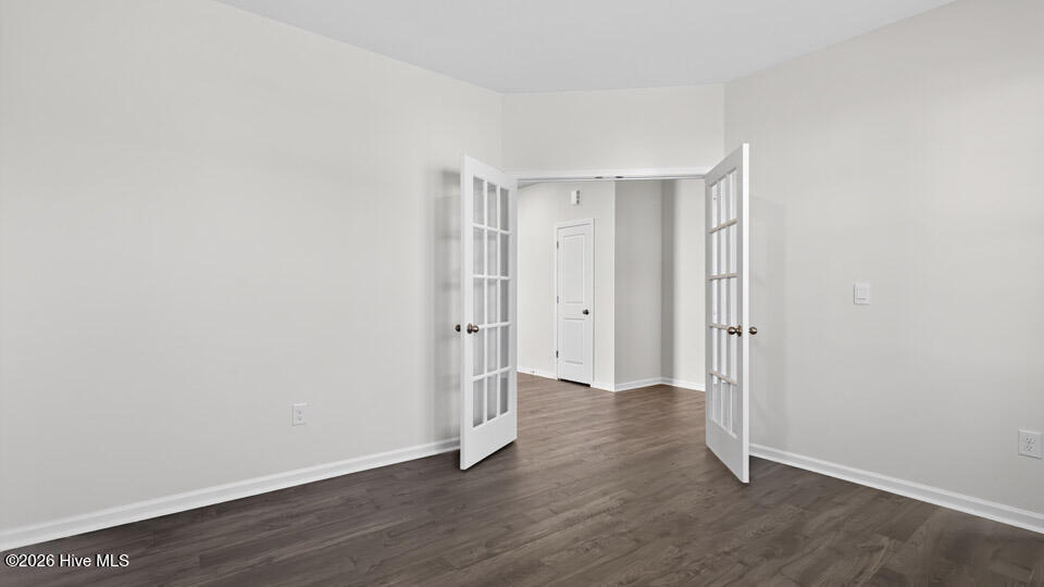 1189 Shoreline Drive Property Photo 4