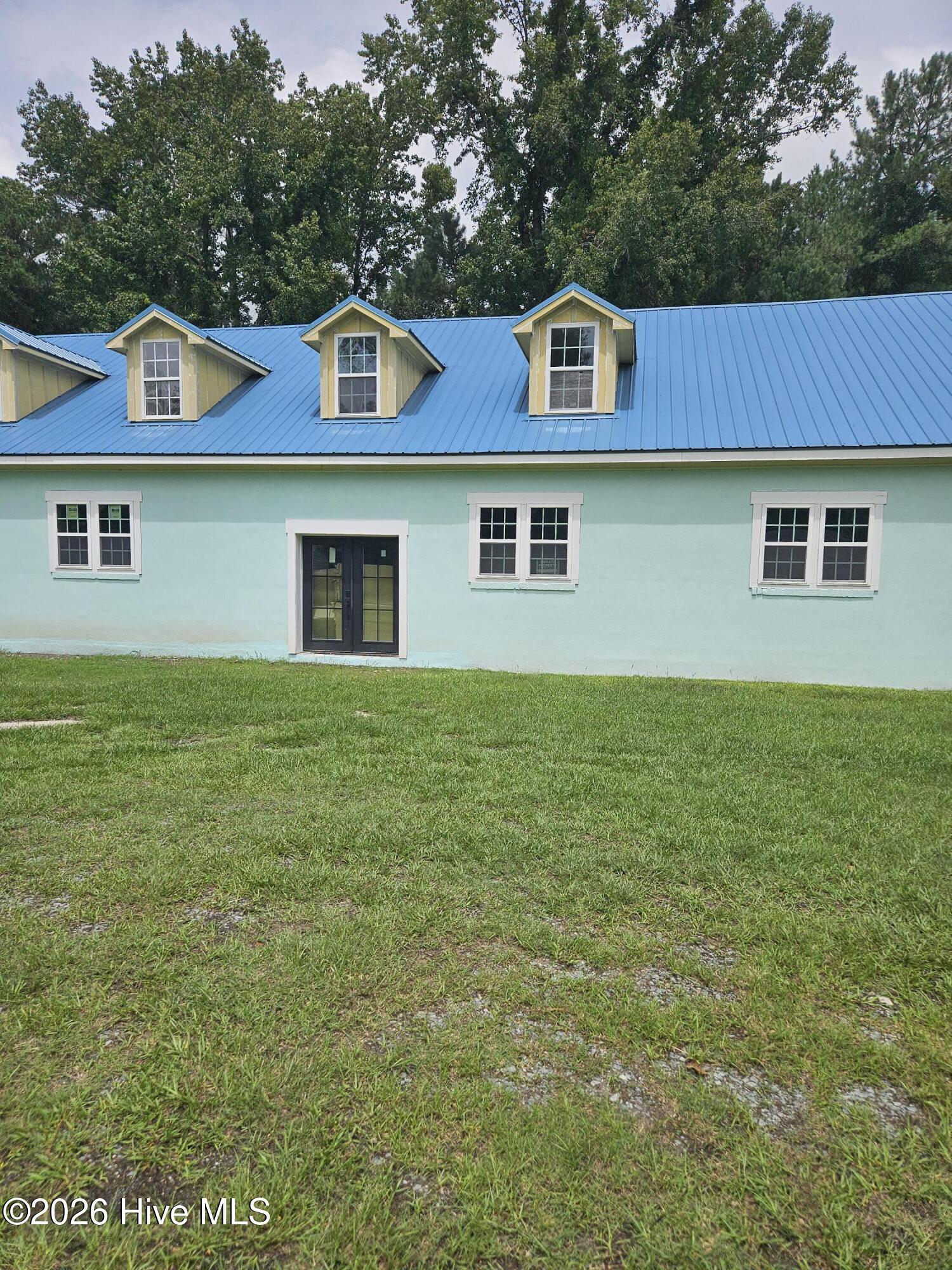 398 Log Cabin Road Property Photo 3