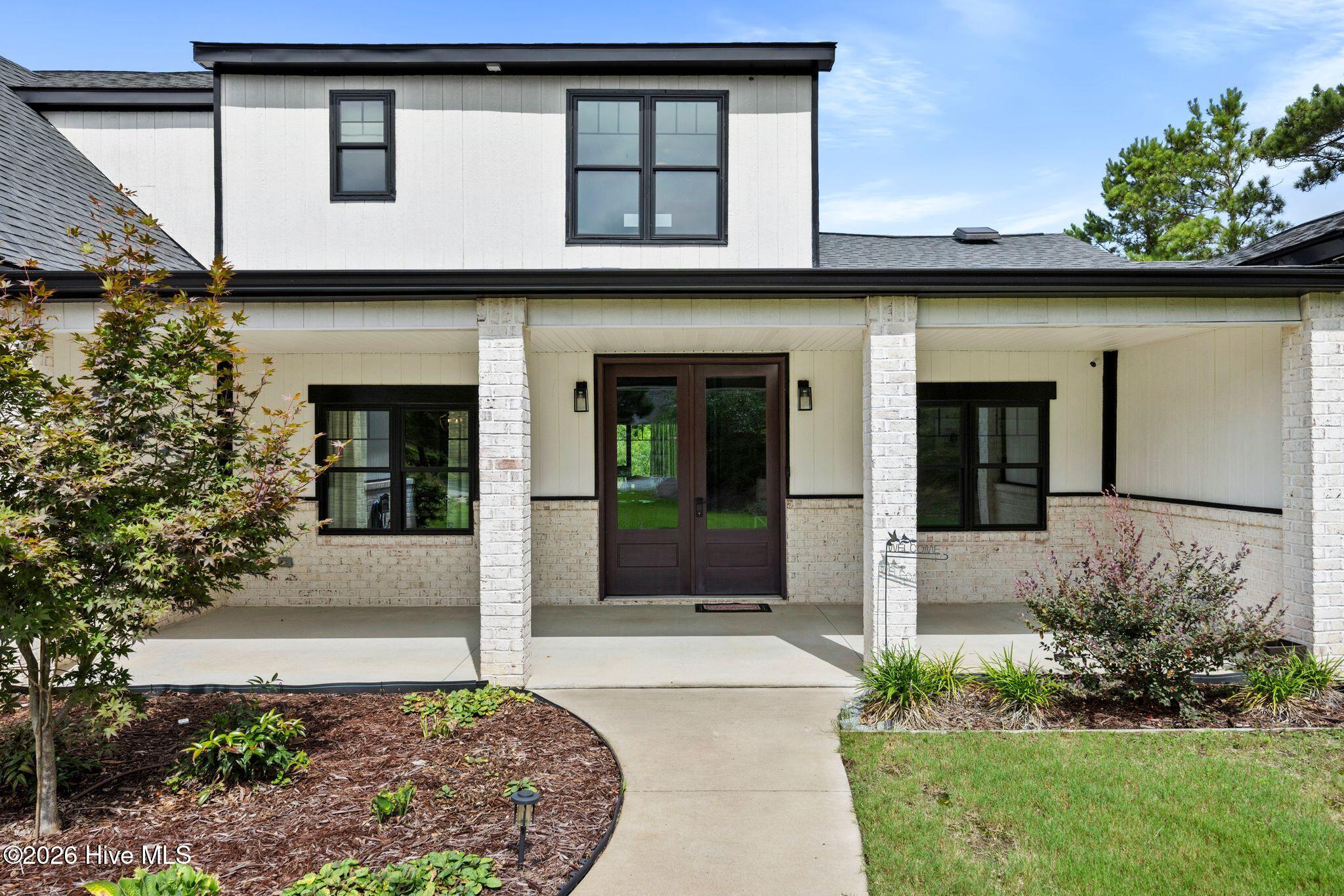 8104 Mainsail Lane Property Photo 9