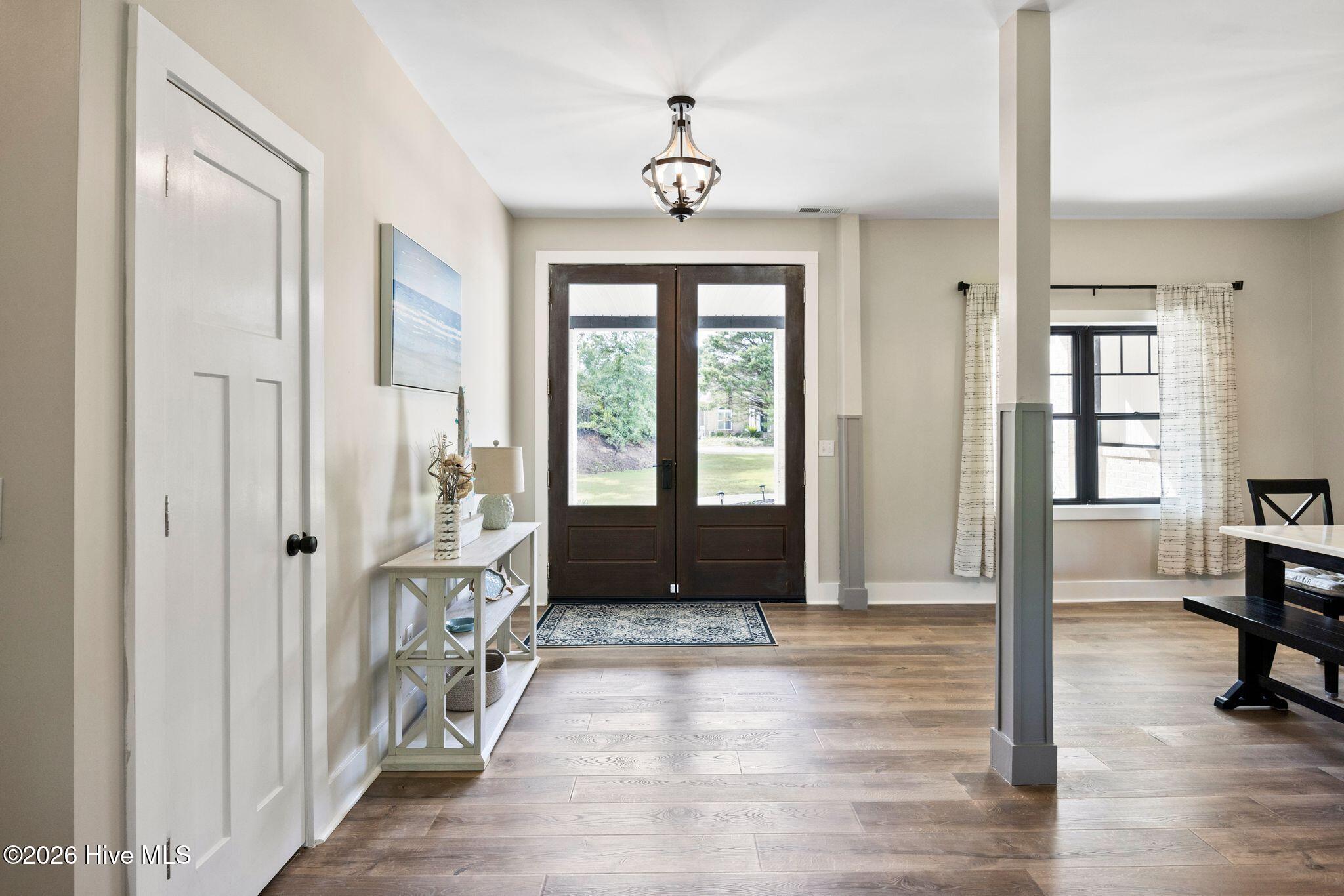 8104 Mainsail Lane Property Photo 10