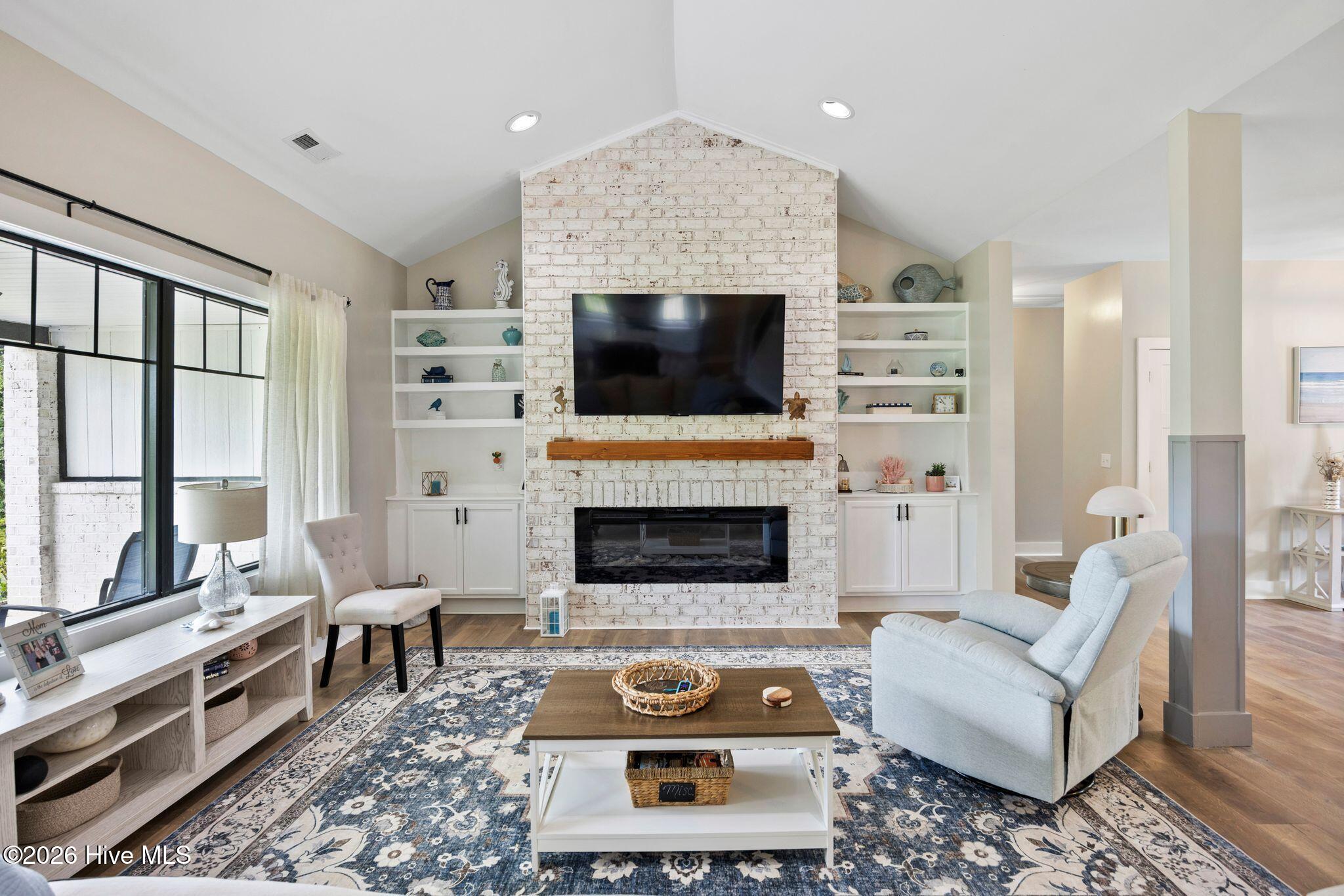 8104 Mainsail Lane Property Photo 16