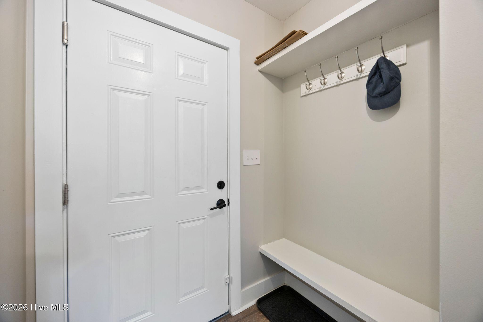 8104 Mainsail Lane Property Photo 31