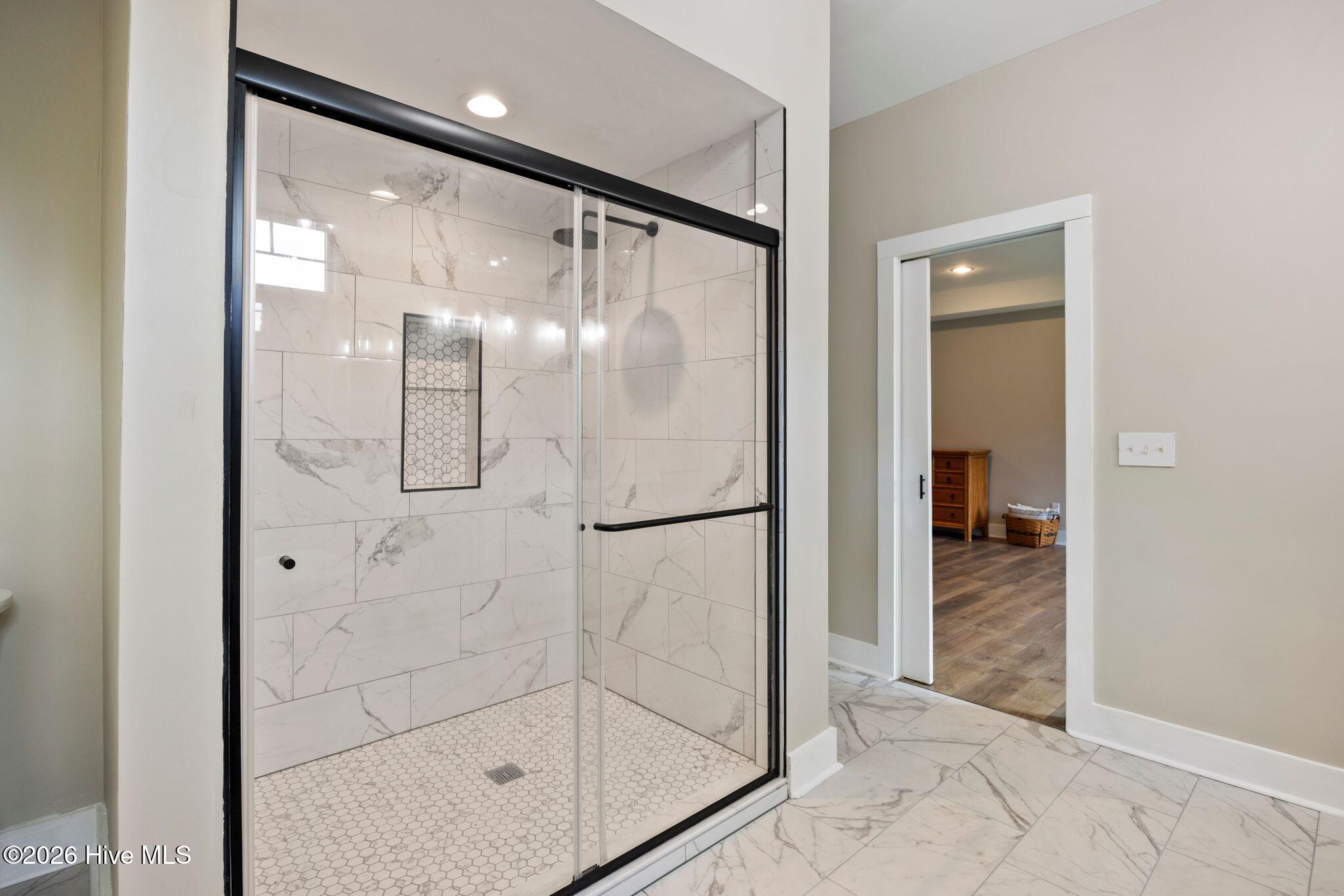 8104 Mainsail Lane Property Photo 40