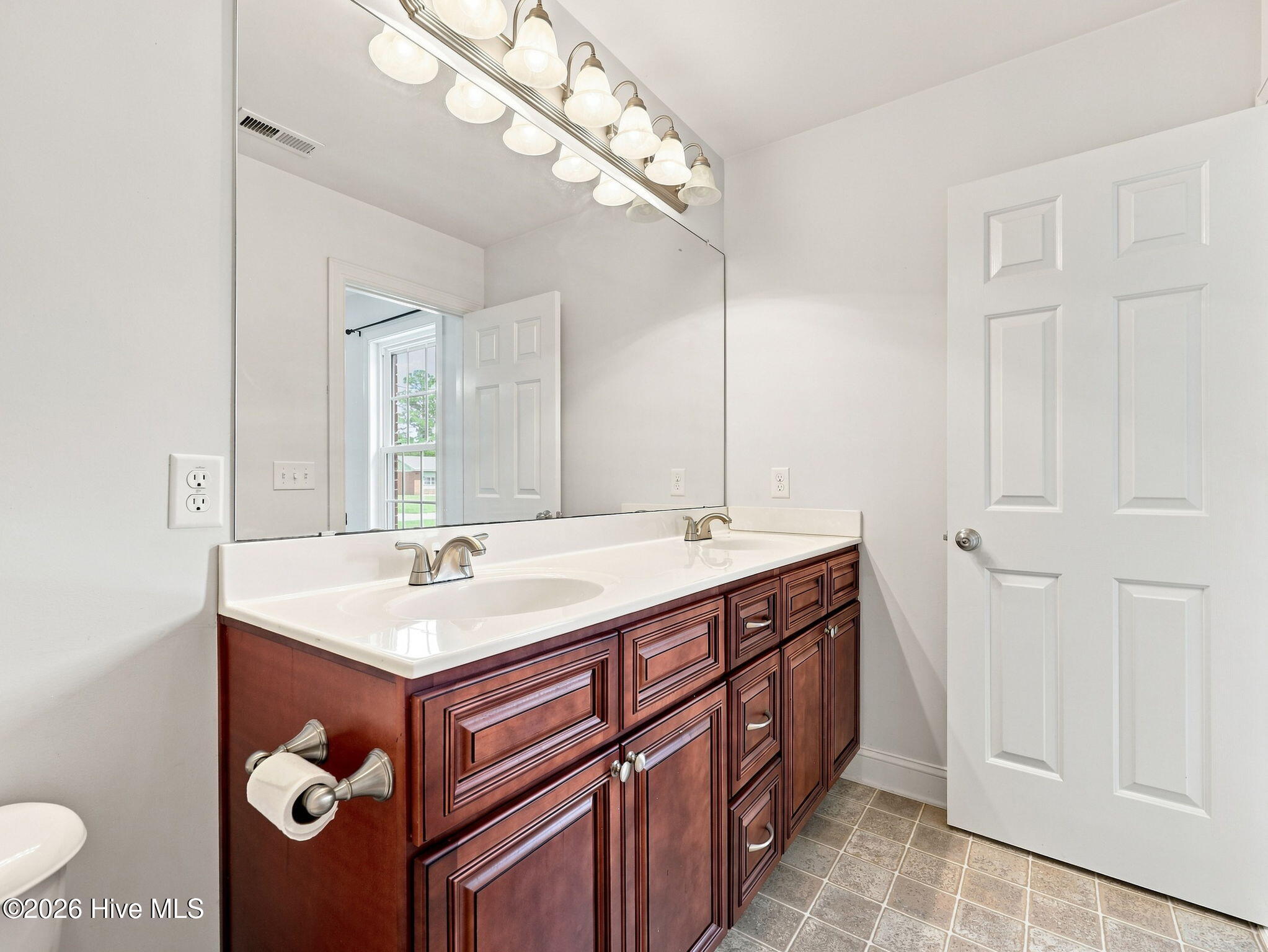 112 Wilda Drive Property Photo 24