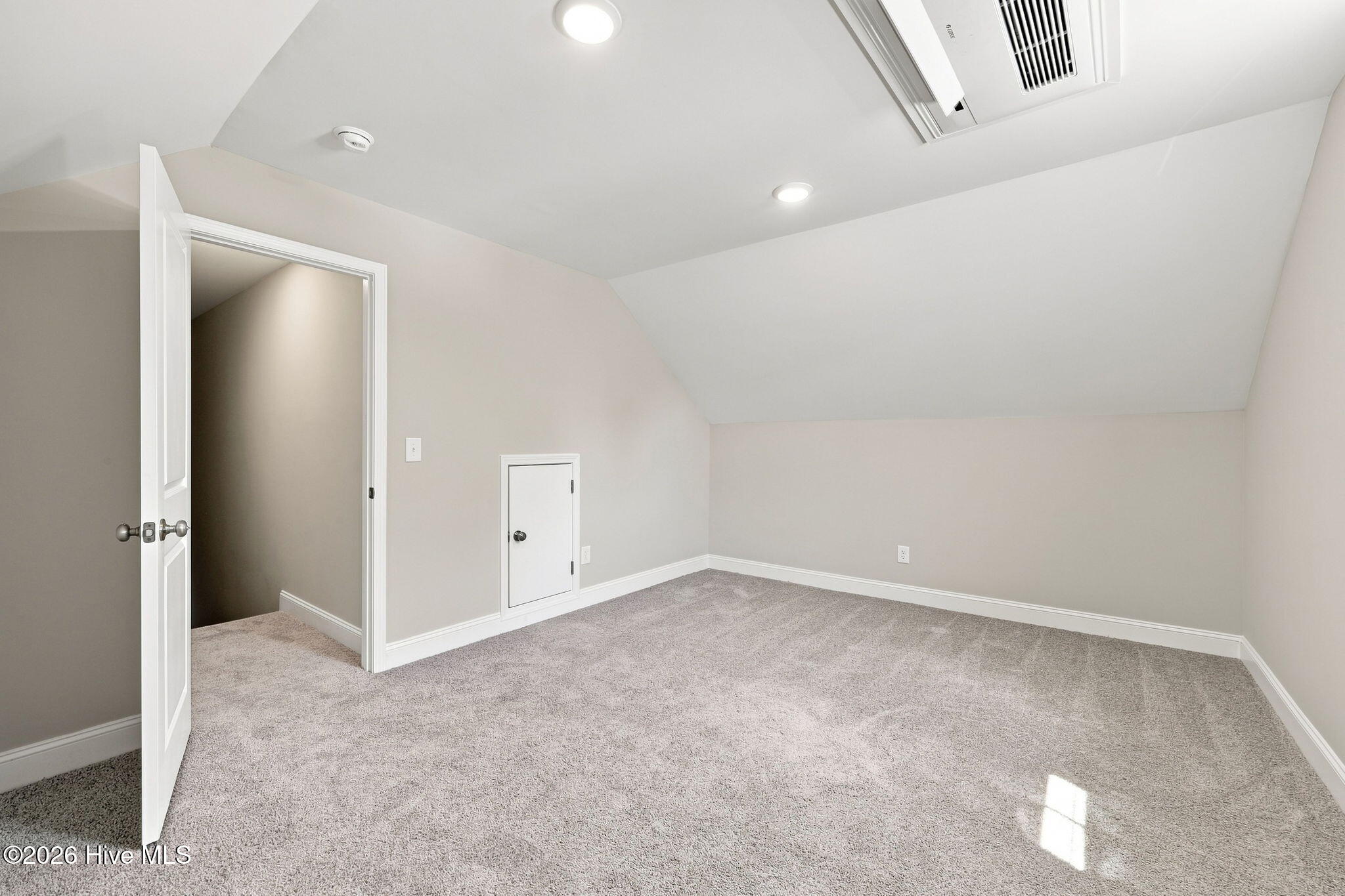 1505 Mona Passage Court Property Photo 31