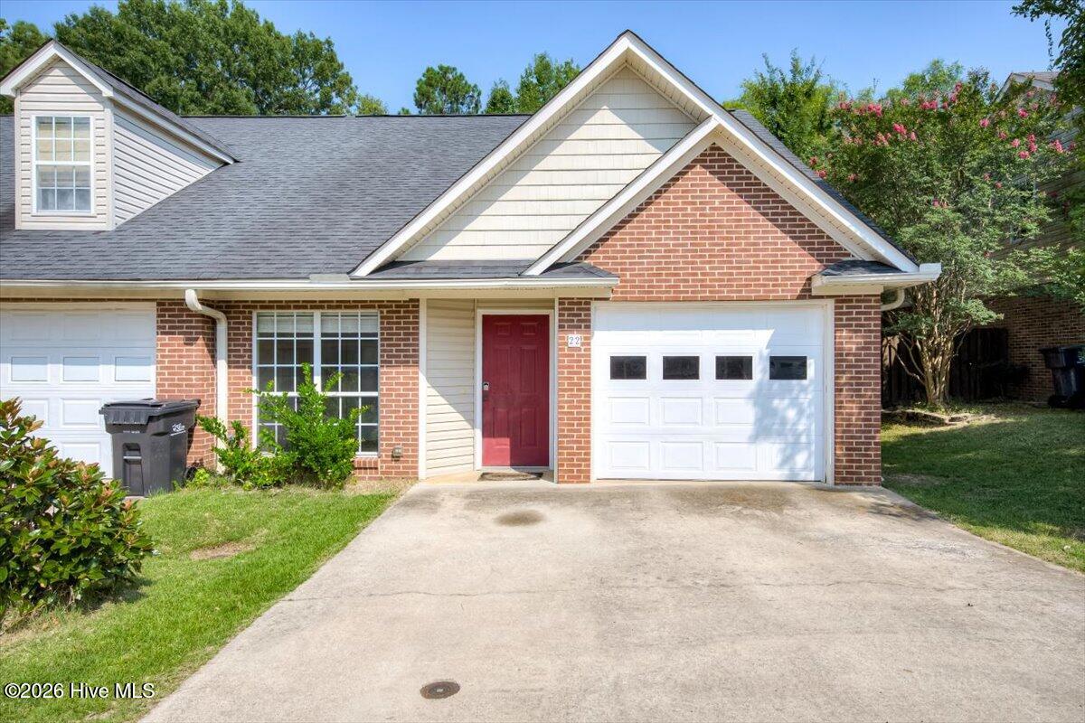 22 Macaulay Place