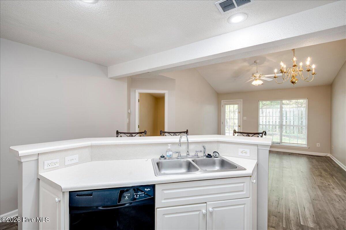 22 Macaulay Place Property Photo 7