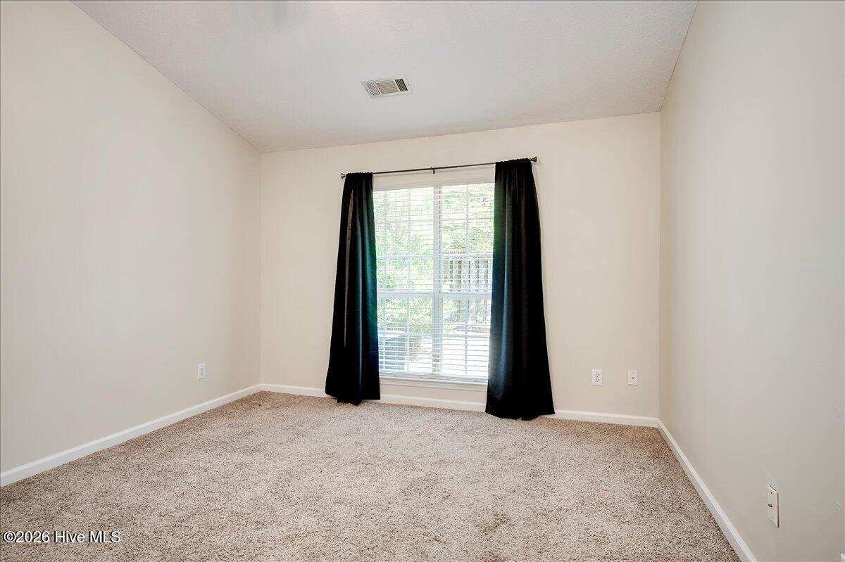 22 Macaulay Place Property Photo 10