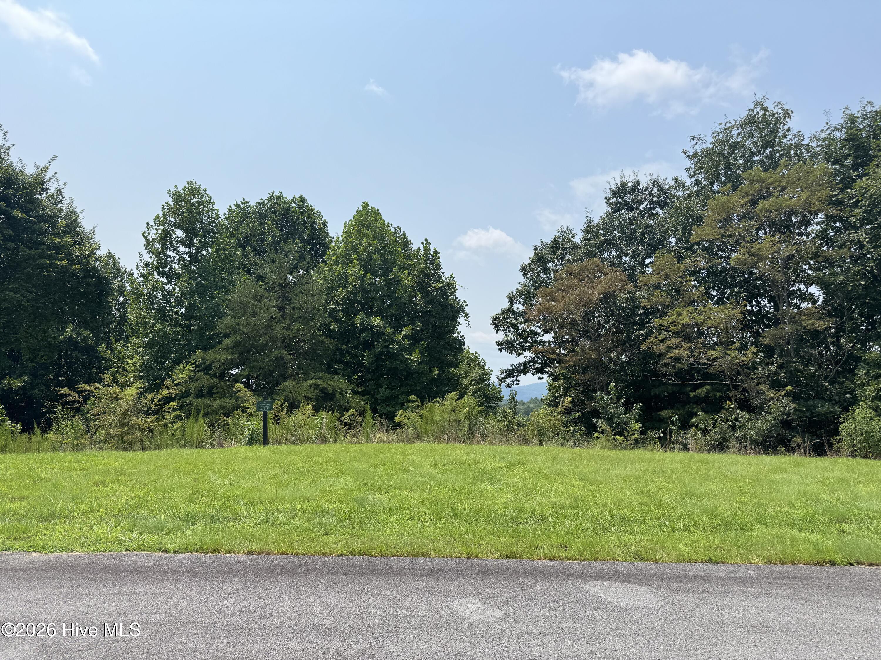 33 Great Sky Trail Property Photo 10