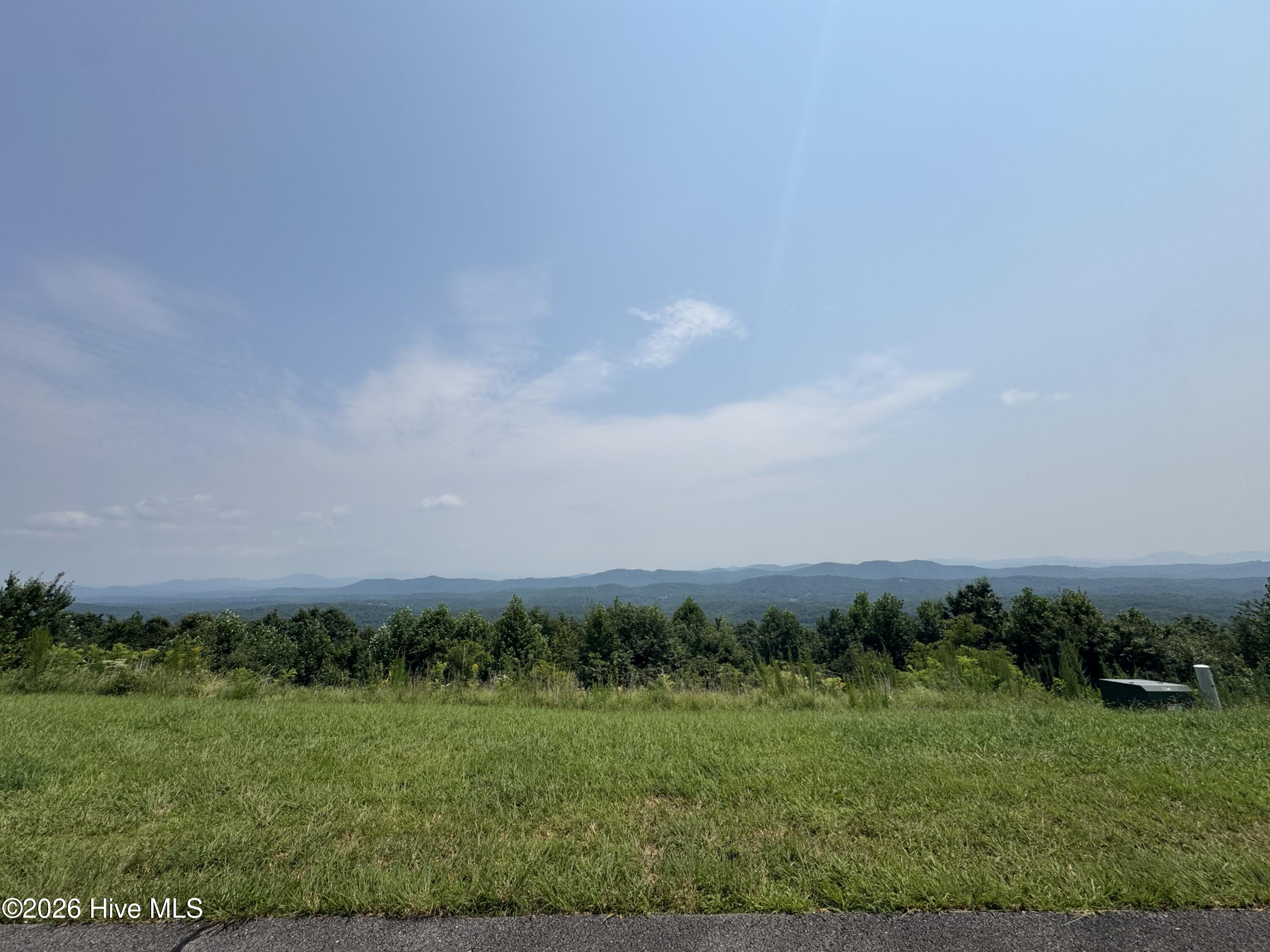 33 Great Sky Trail Property Photo 12