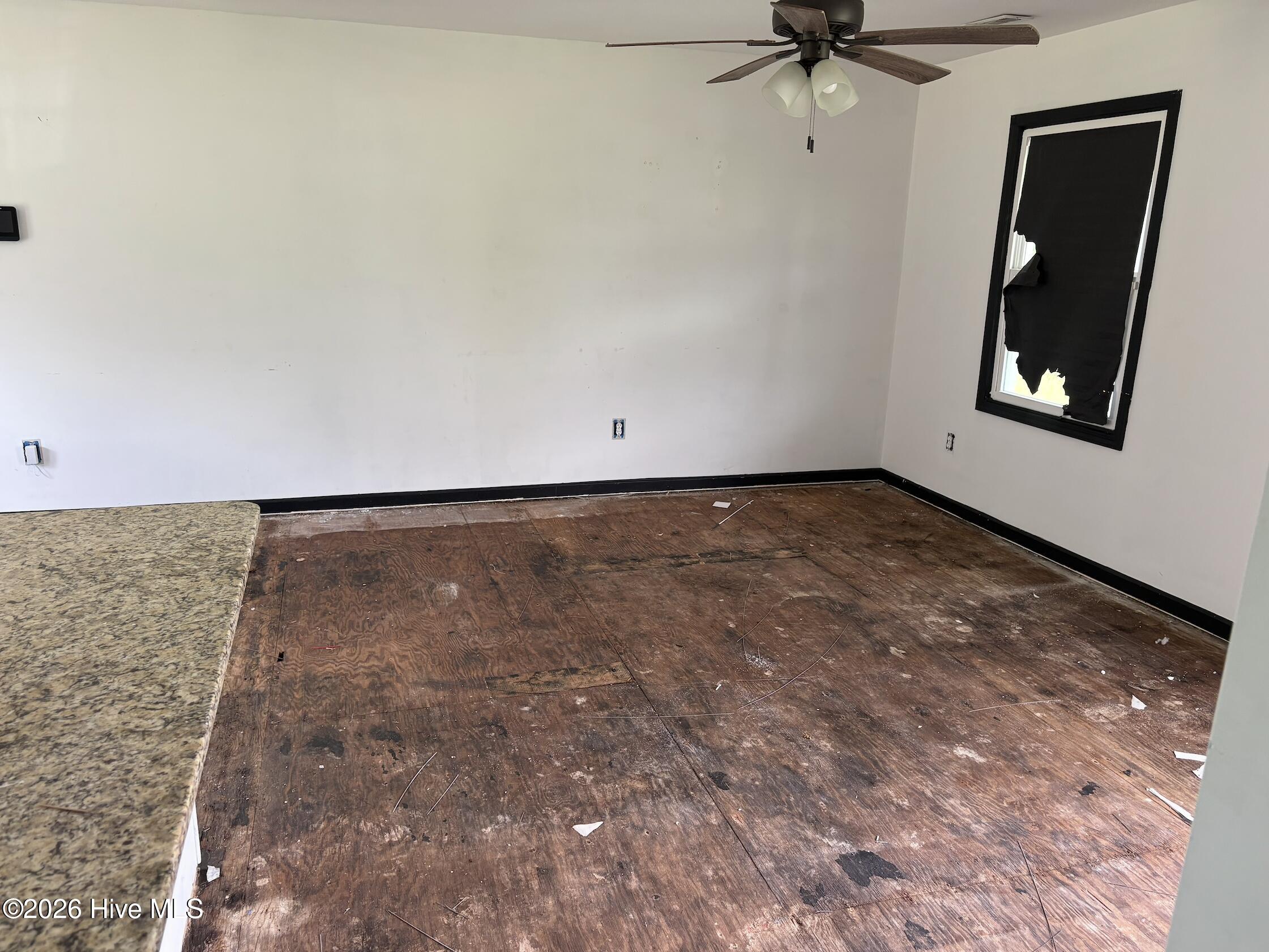 5 Crown Point Road Property Photo 3