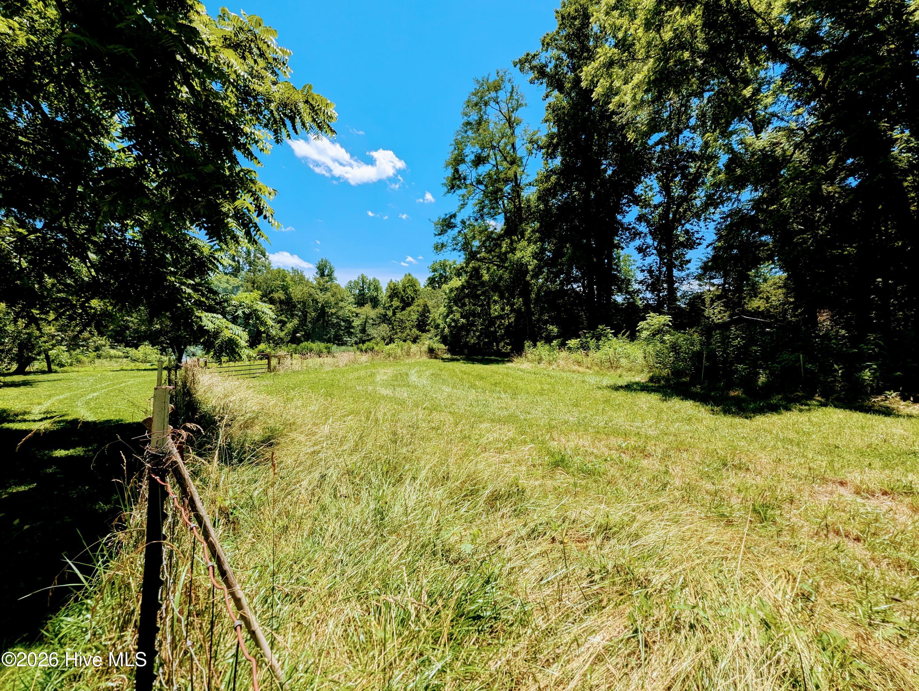 169 E Vineyard Road Property Photo 9