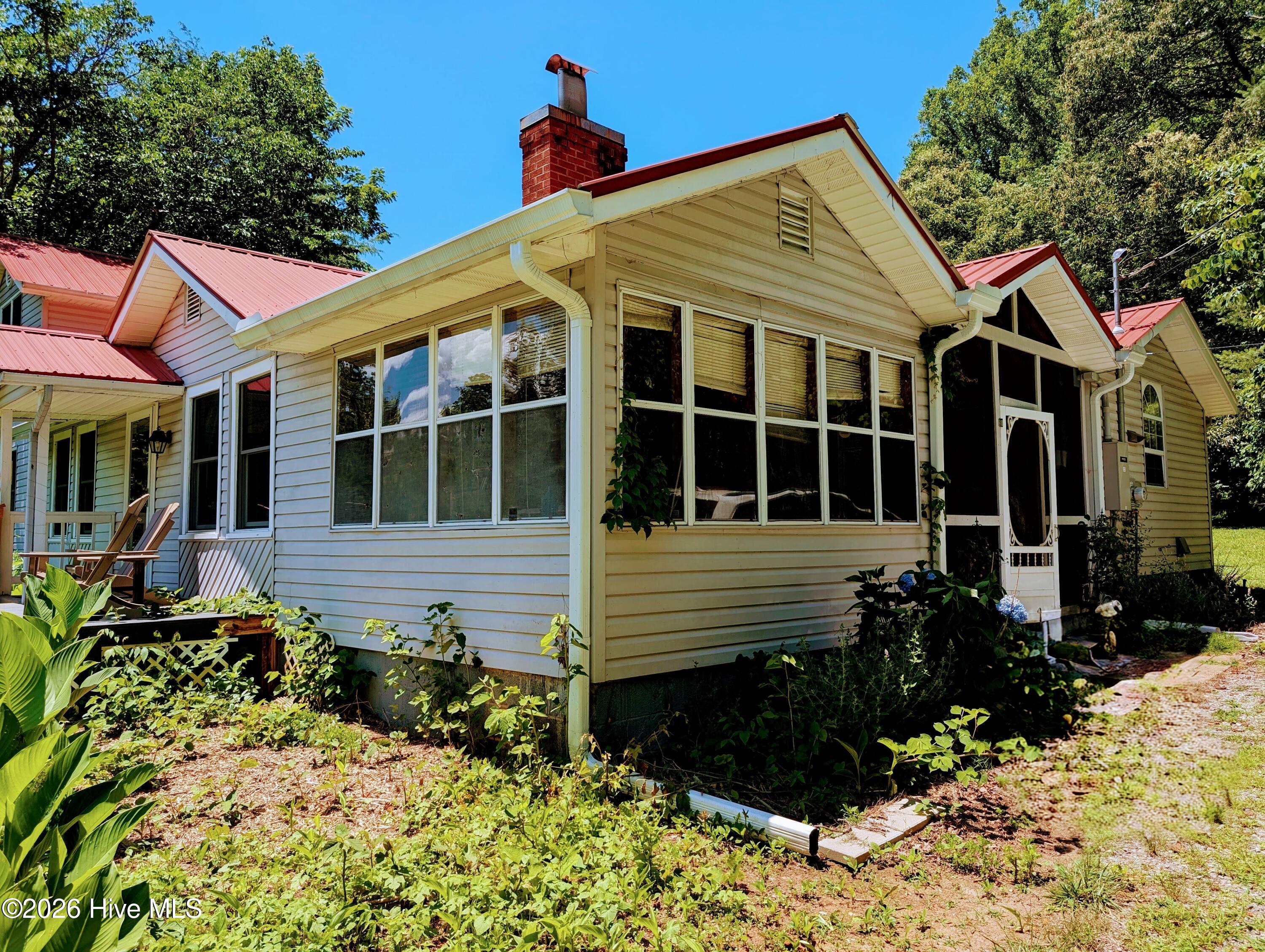 169 E Vineyard Road Property Photo 22