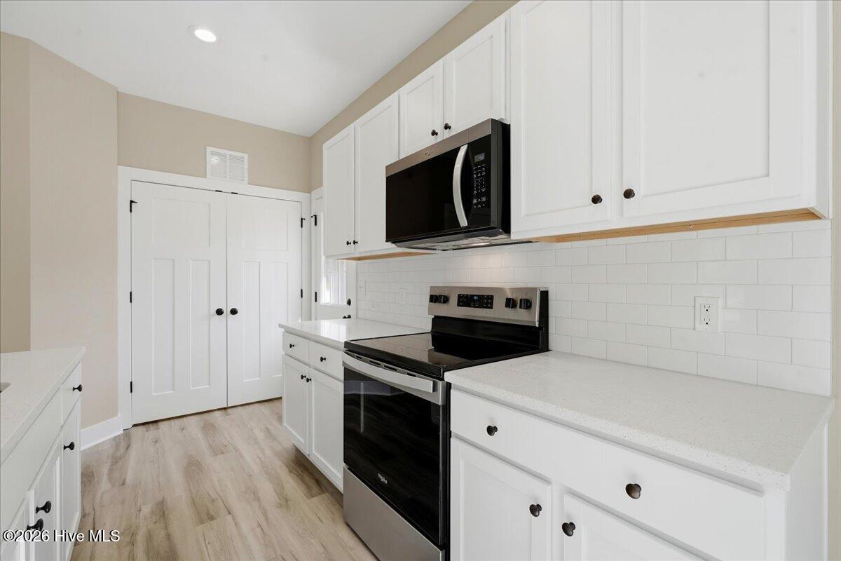 262 Chartres Street Property Photo 8