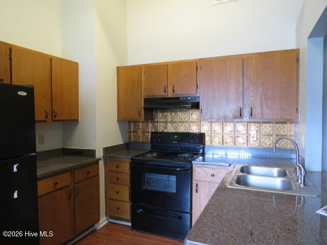 3656 Pebble Creek Drive Property Photo 2
