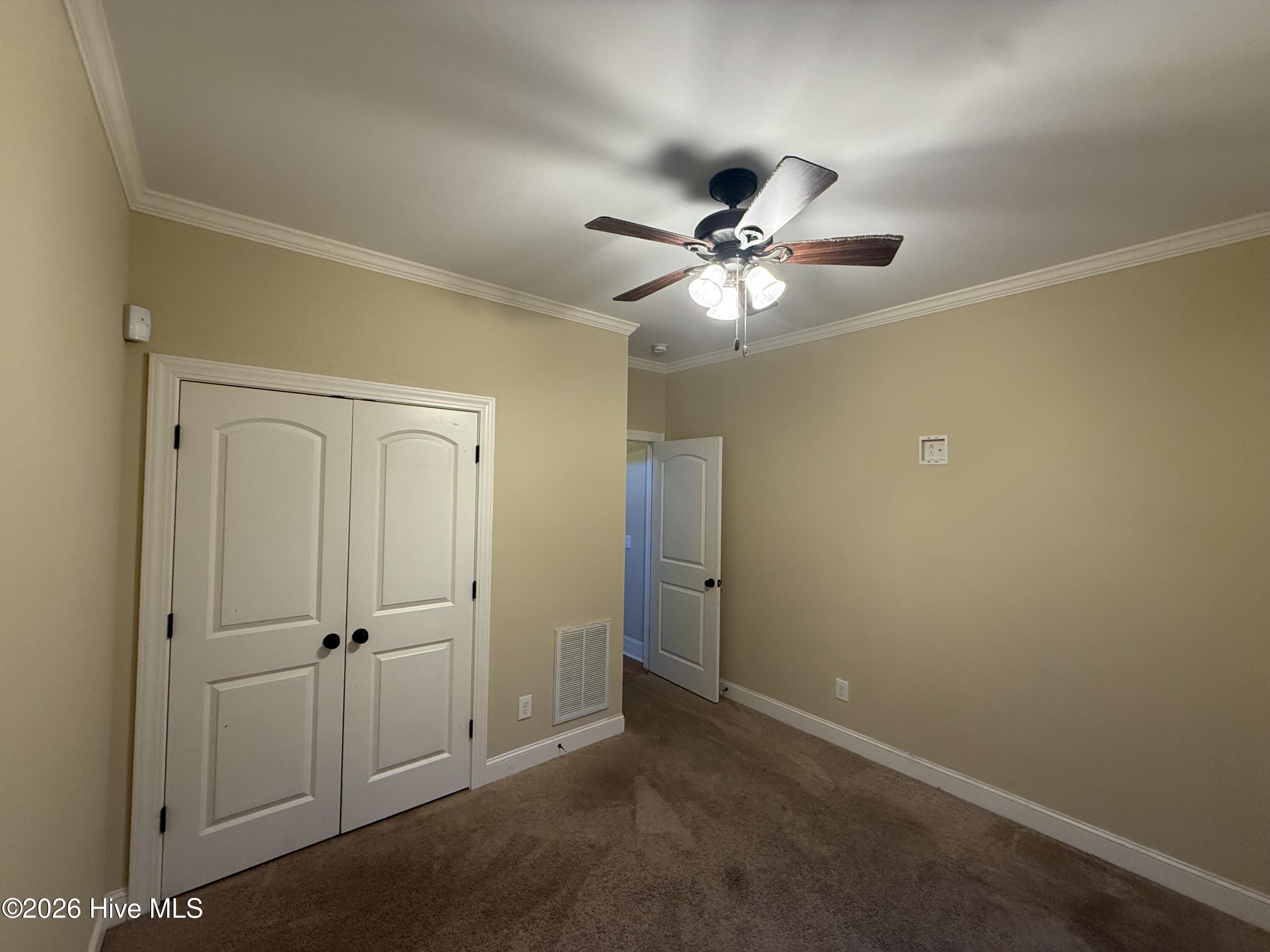 2318 Spinnaker Court Property Photo 9