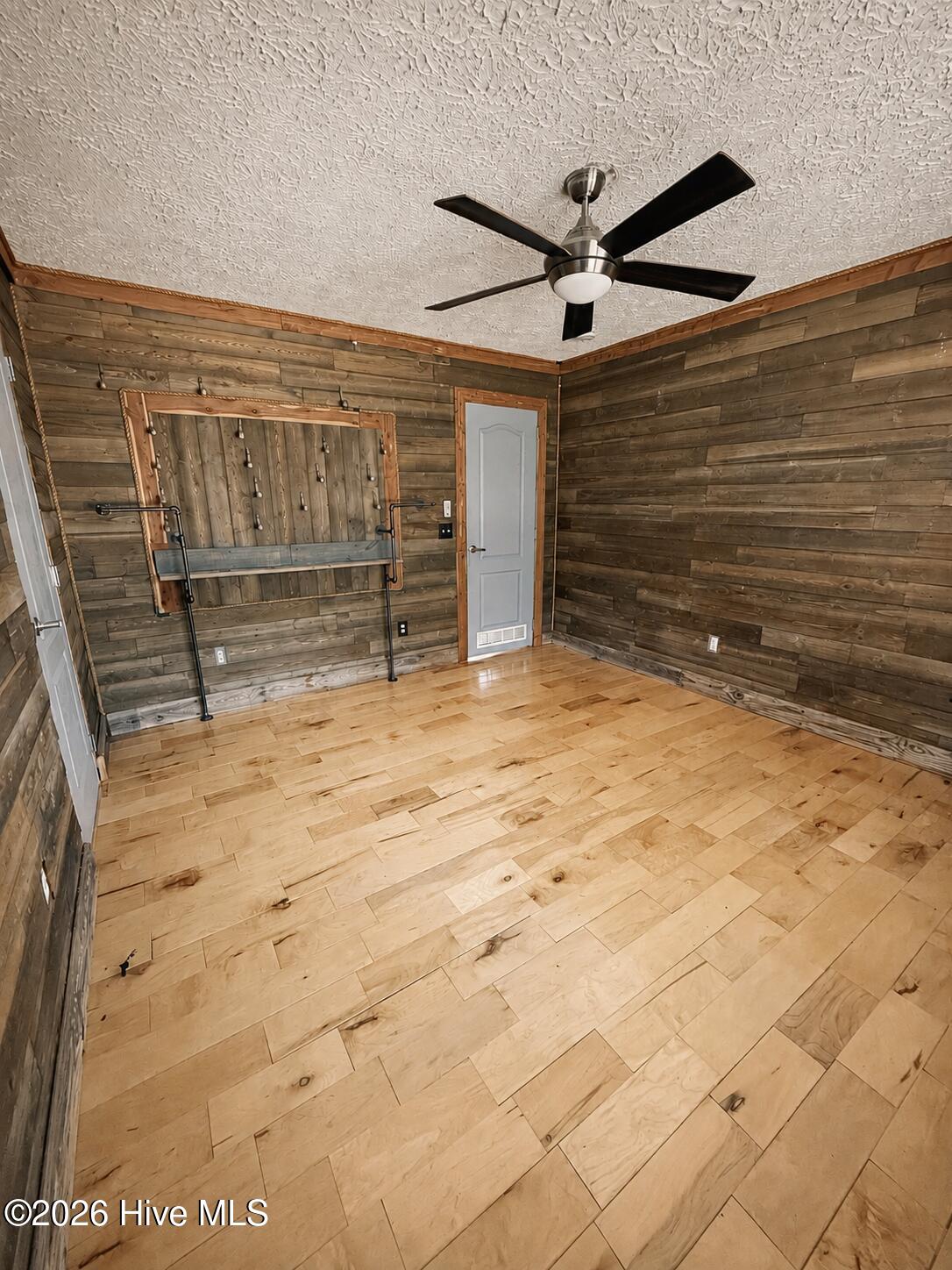 6549 Snider Road Property Photo 13